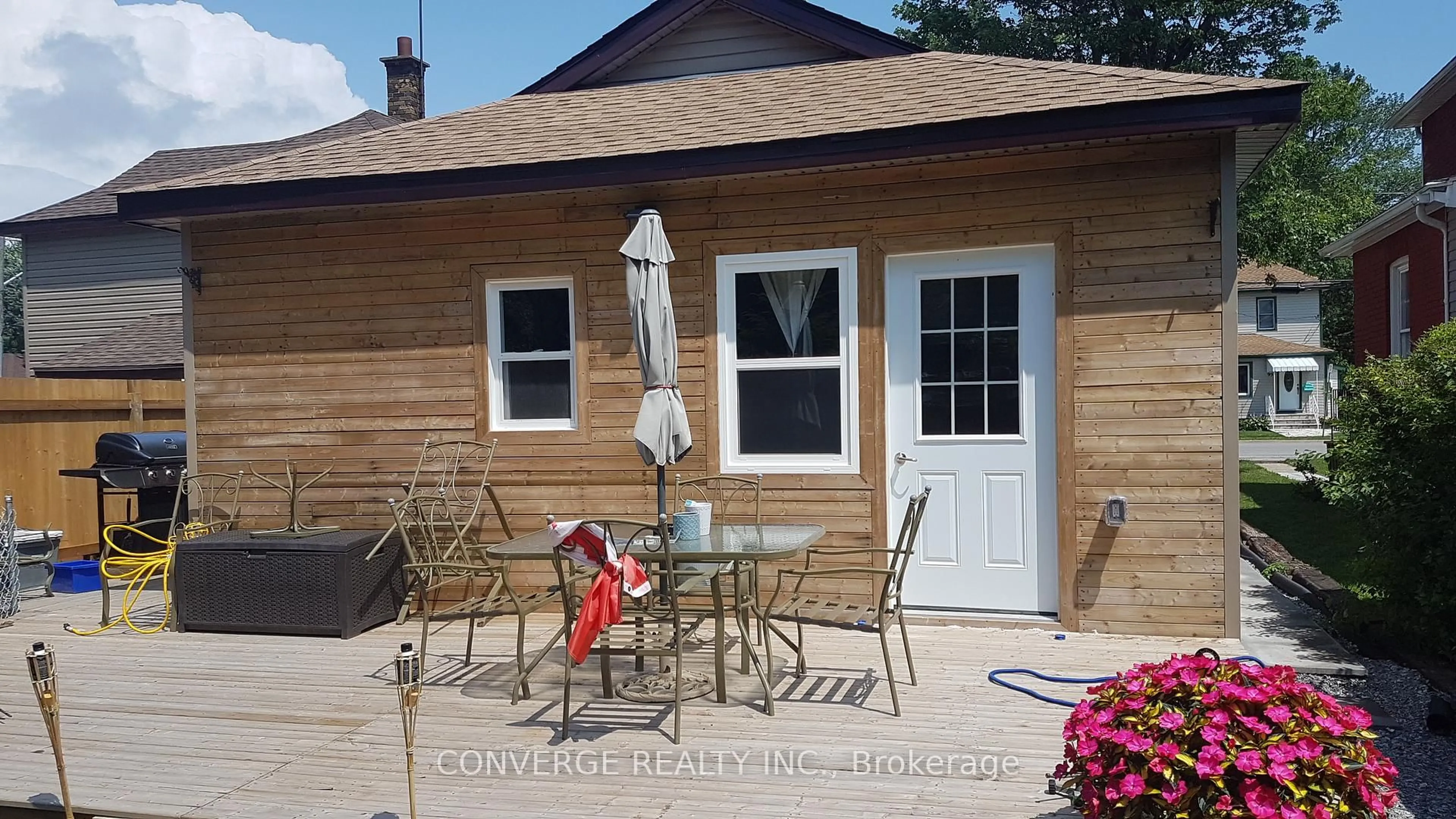Patio, street for 102 Elm St #A - B, Port Colborne Ontario L3K 4N4