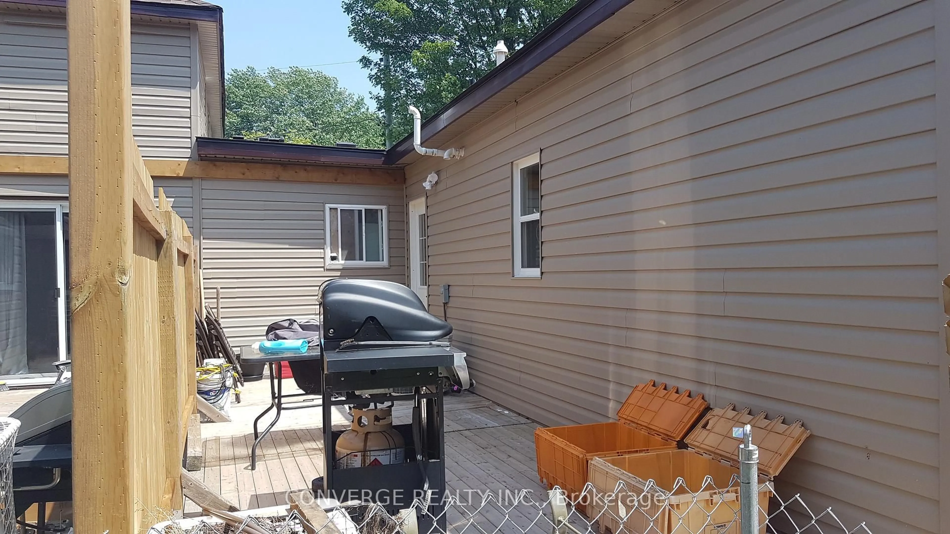 Patio, street for 102 Elm St #A - B, Port Colborne Ontario L3K 4N4