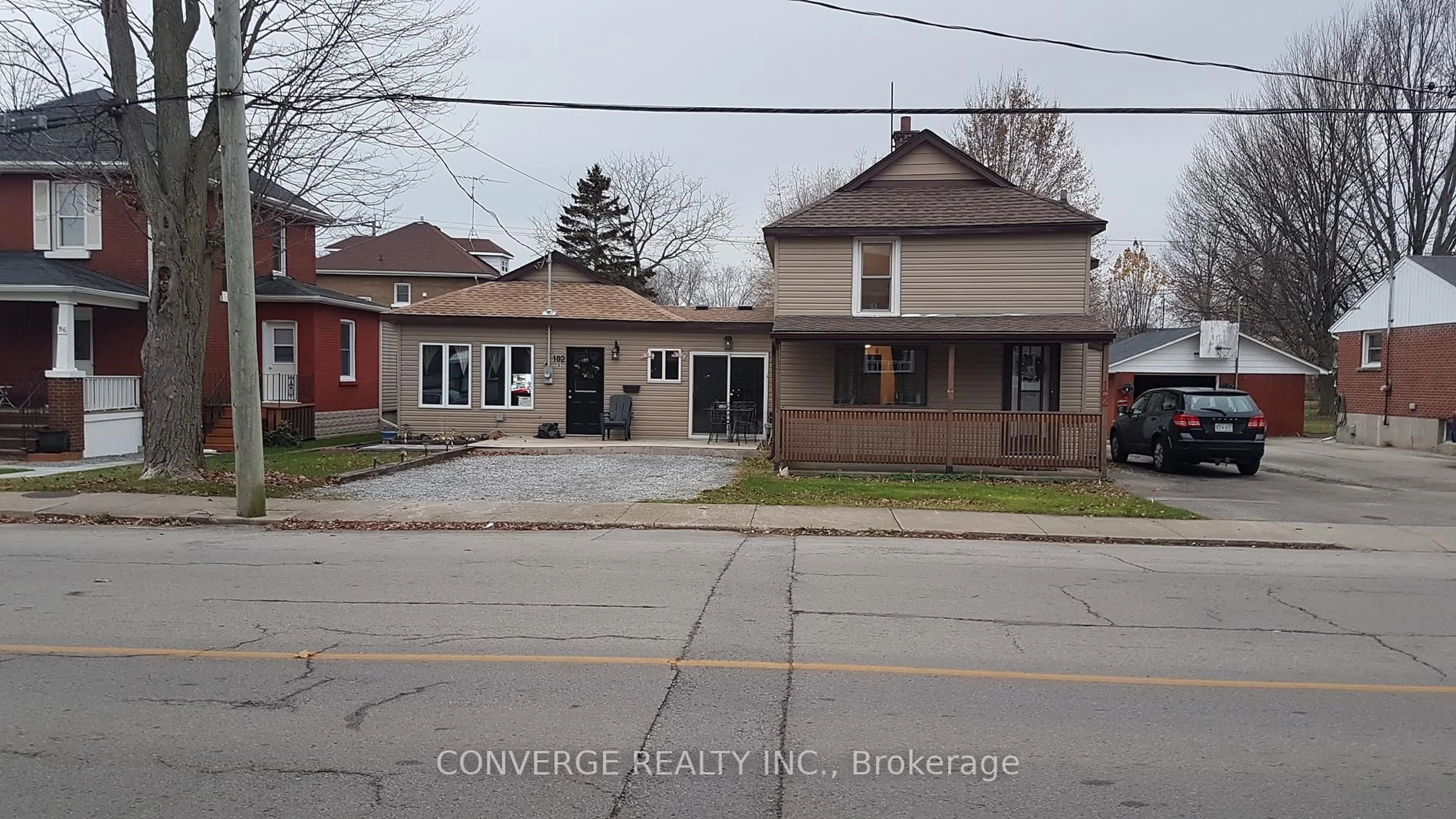 Unknown for 102 Elm St #A - B, Port Colborne Ontario L3K 4N4