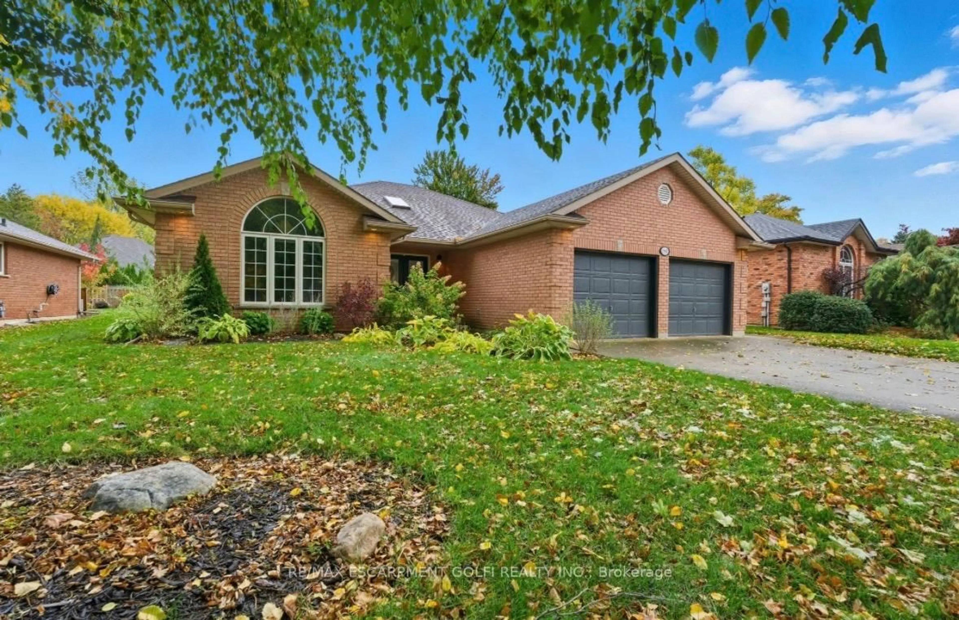 Home with brick exterior material, street for 181 Lawrence Lane, Pelham Ontario L0S 1E4