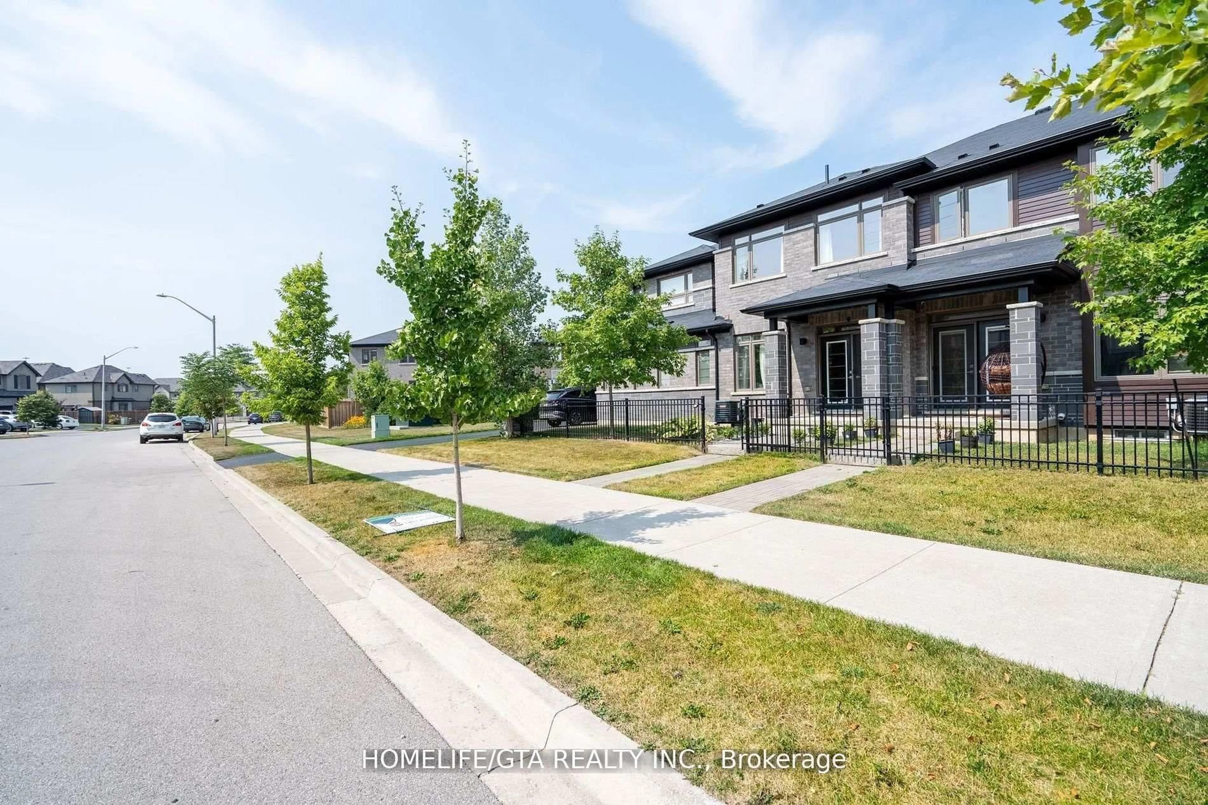 A pic from outside/outdoor area/front of a property/back of a property/a pic from drone, street for 12 Shay Lane, Hamilton Ontario L9G 0G5