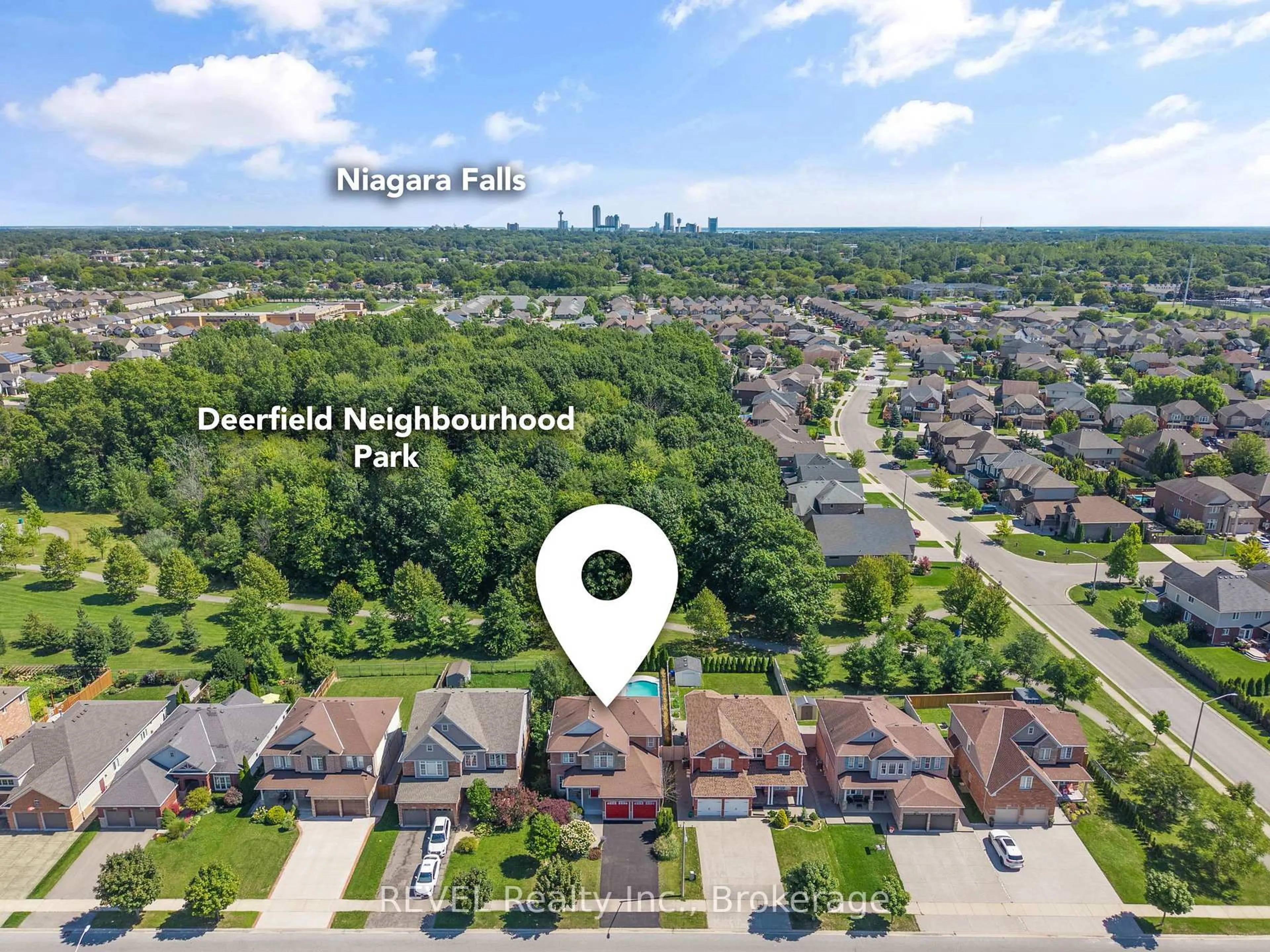 A pic from outside/outdoor area/front of a property/back of a property/a pic from drone, street for 6440 ST. MICHAEL Ave, Niagara Falls Ontario L2H 0C5