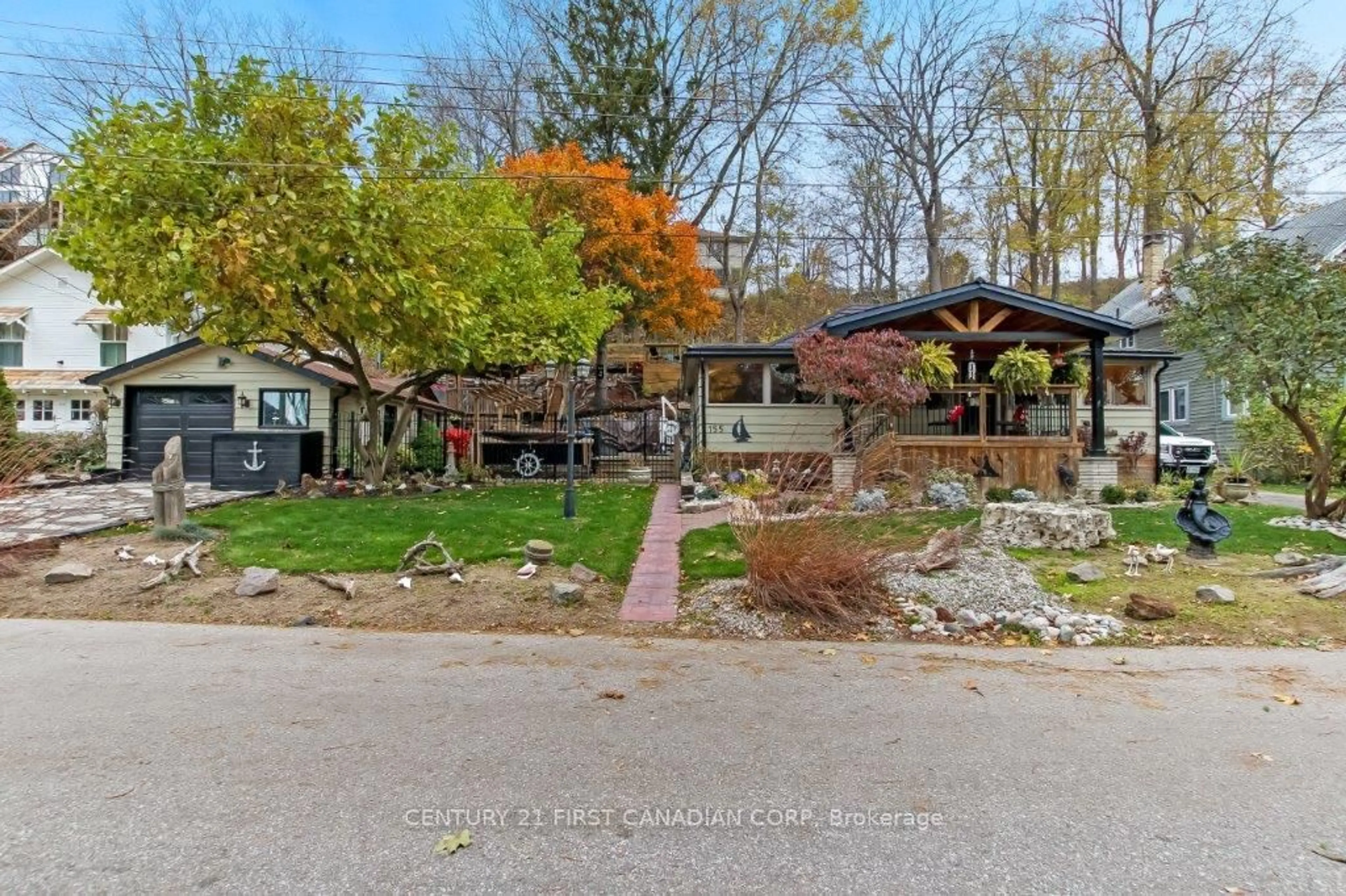 Patio, street for 155 Harrison Pl, Central Elgin Ontario N5L 1A1