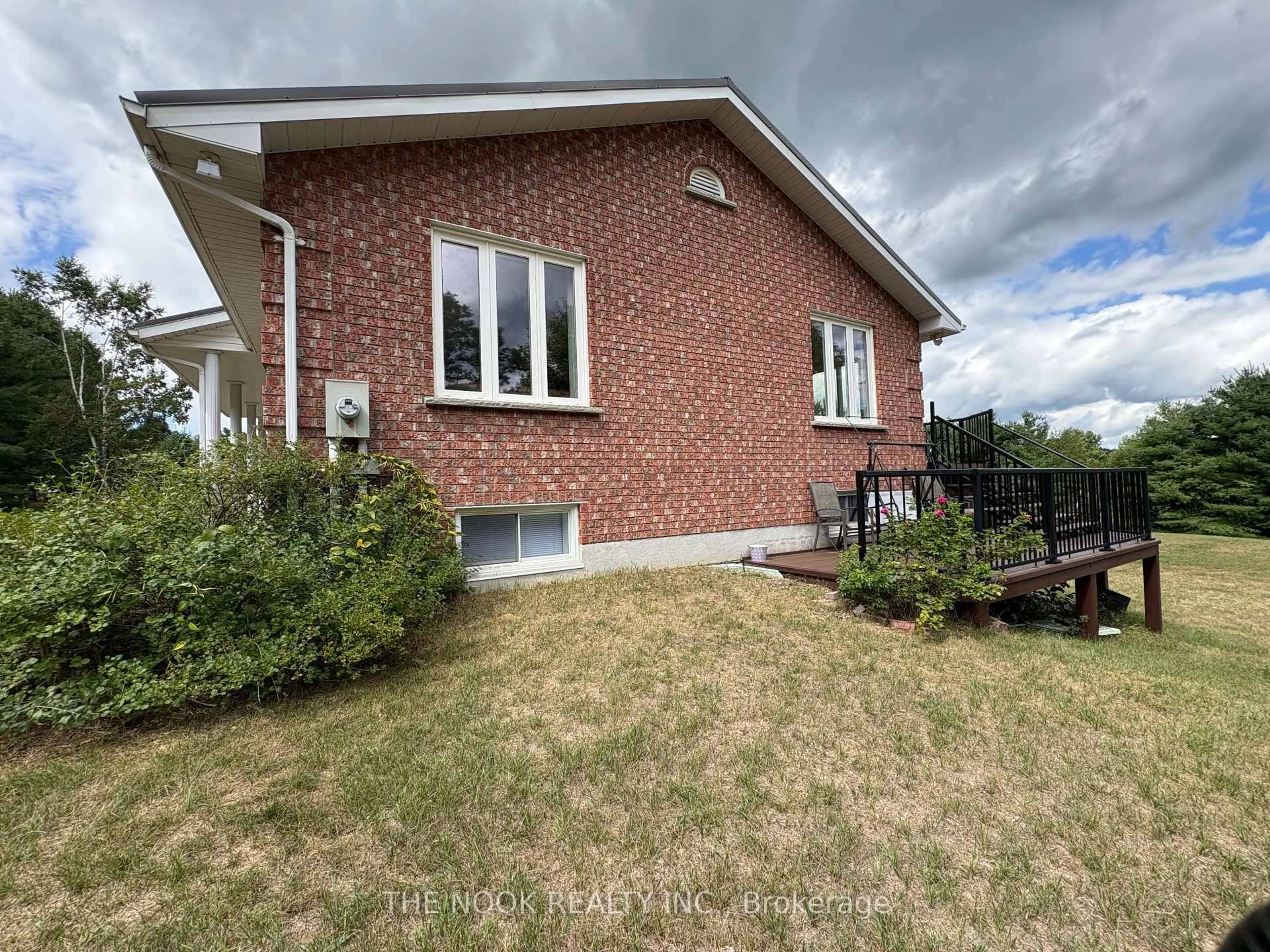 Home with brick exterior material, building for 6780 9th Line, Port Hope Ontario K0L 1B0