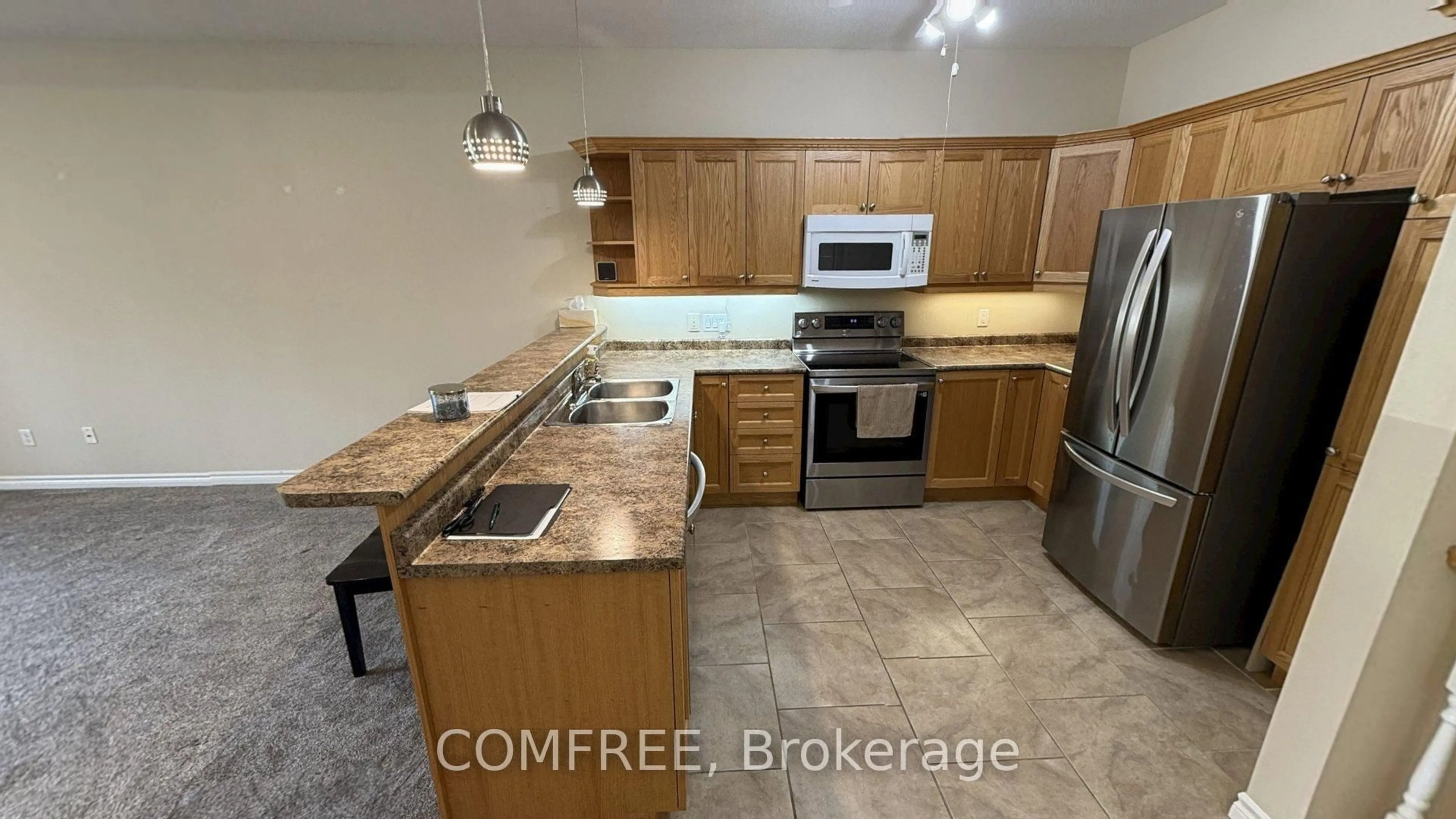 Standard kitchen, ceramic/tile floor for 220 Walnut St #1, Lucan Biddulph Ontario N0M 2J0