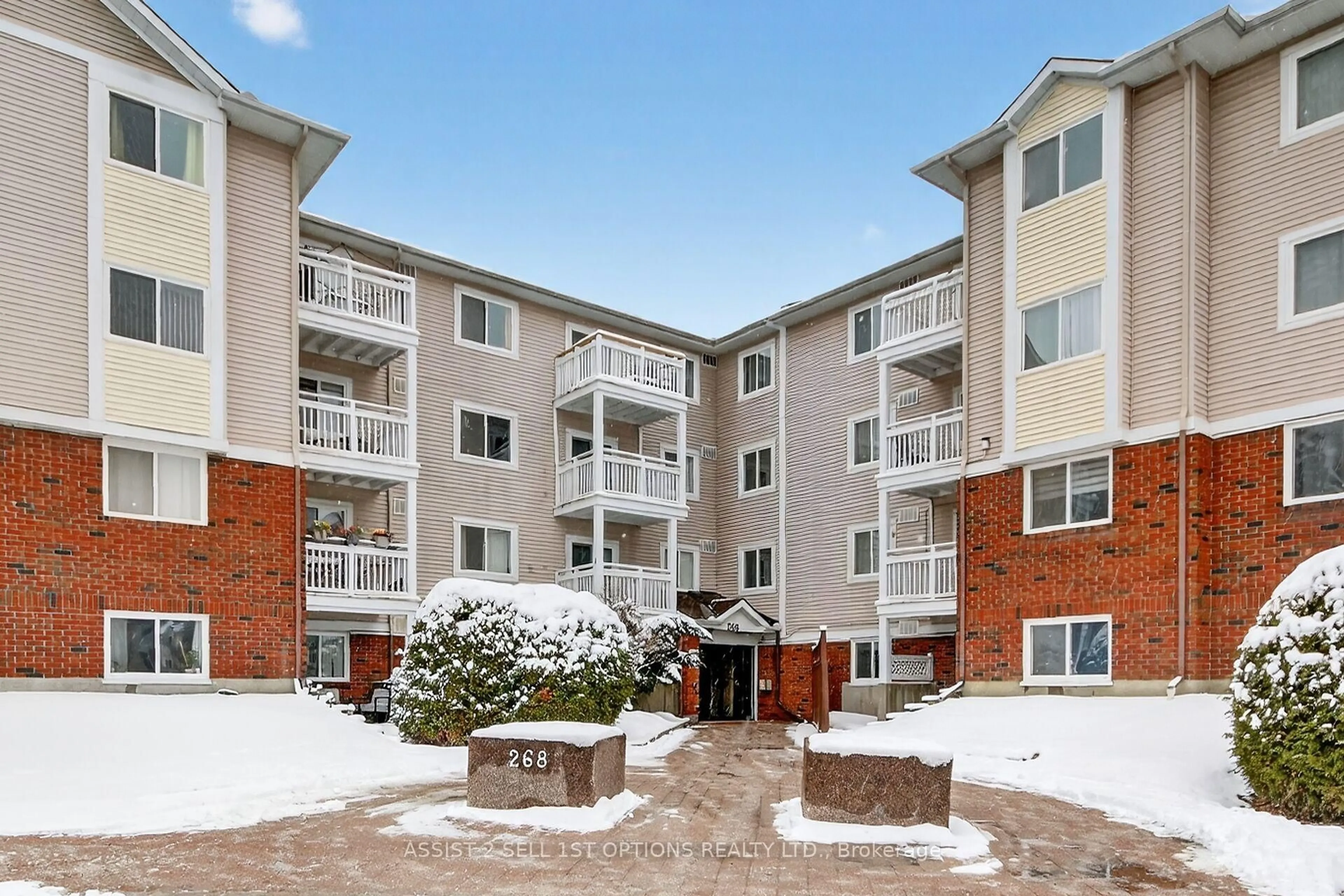 Patio, mountain view for 268 Lorry Greenberg Dr #311, Ottawa Ontario K1T 3K1