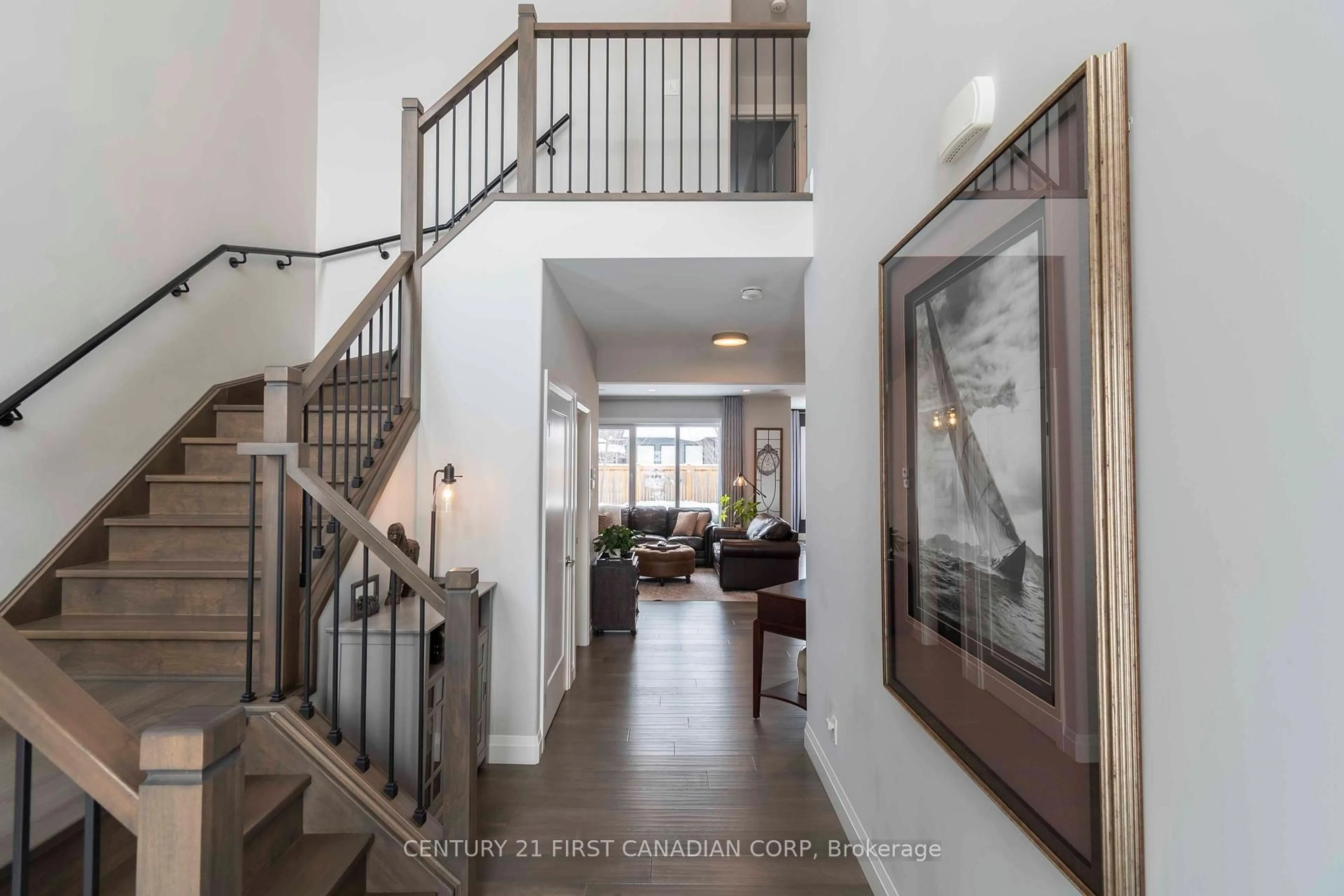 Indoor foyer for 1763 Applerock Ave, London North Ontario N6G 0X7