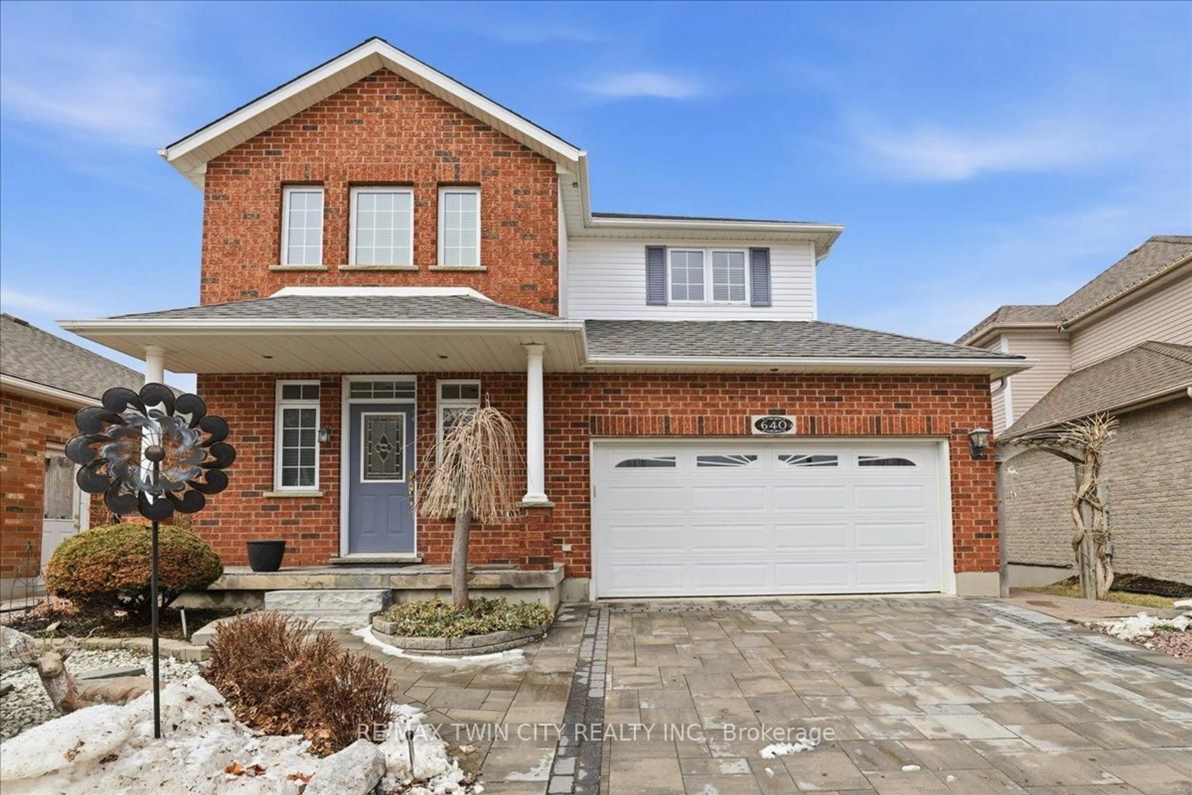 Home with brick exterior material, street for 640 Munich Circ, Waterloo Ontario N2V 2L6