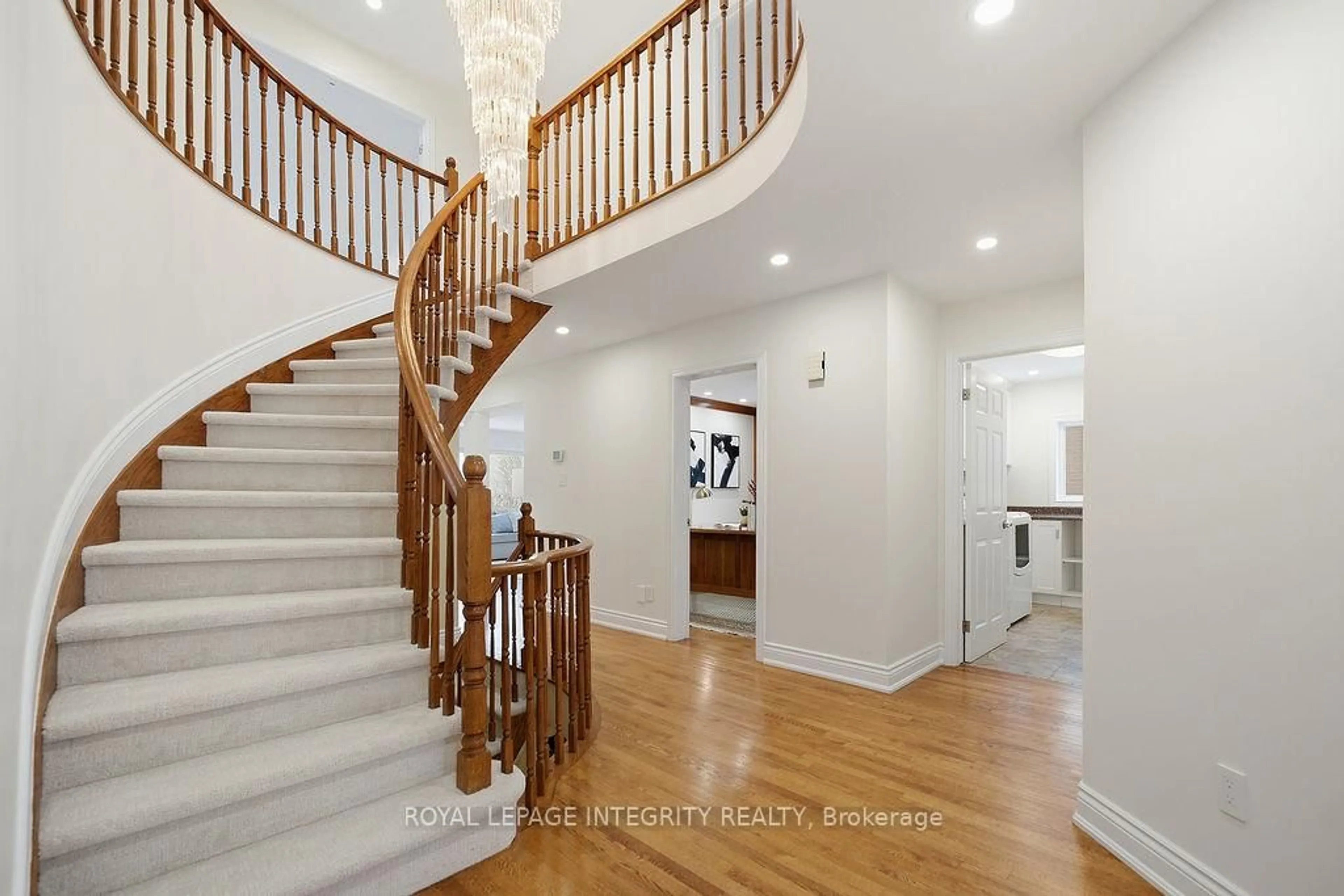 Unknown for 50 Rosenfeld Cres, Ottawa Ontario K2K 2L2