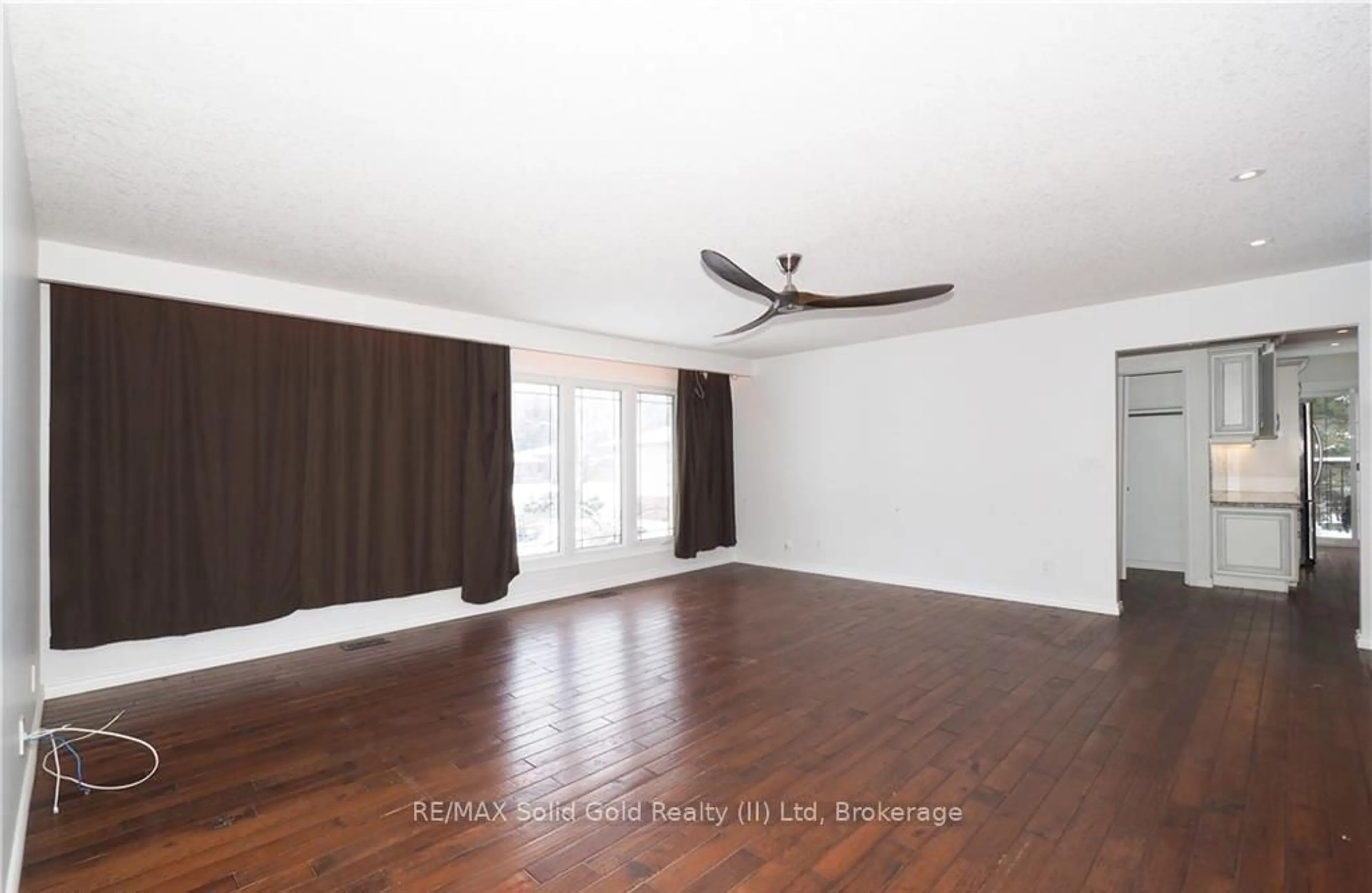 A pic of a room for 11 Norbert Pl, Kitchener Ontario N2K 1E5