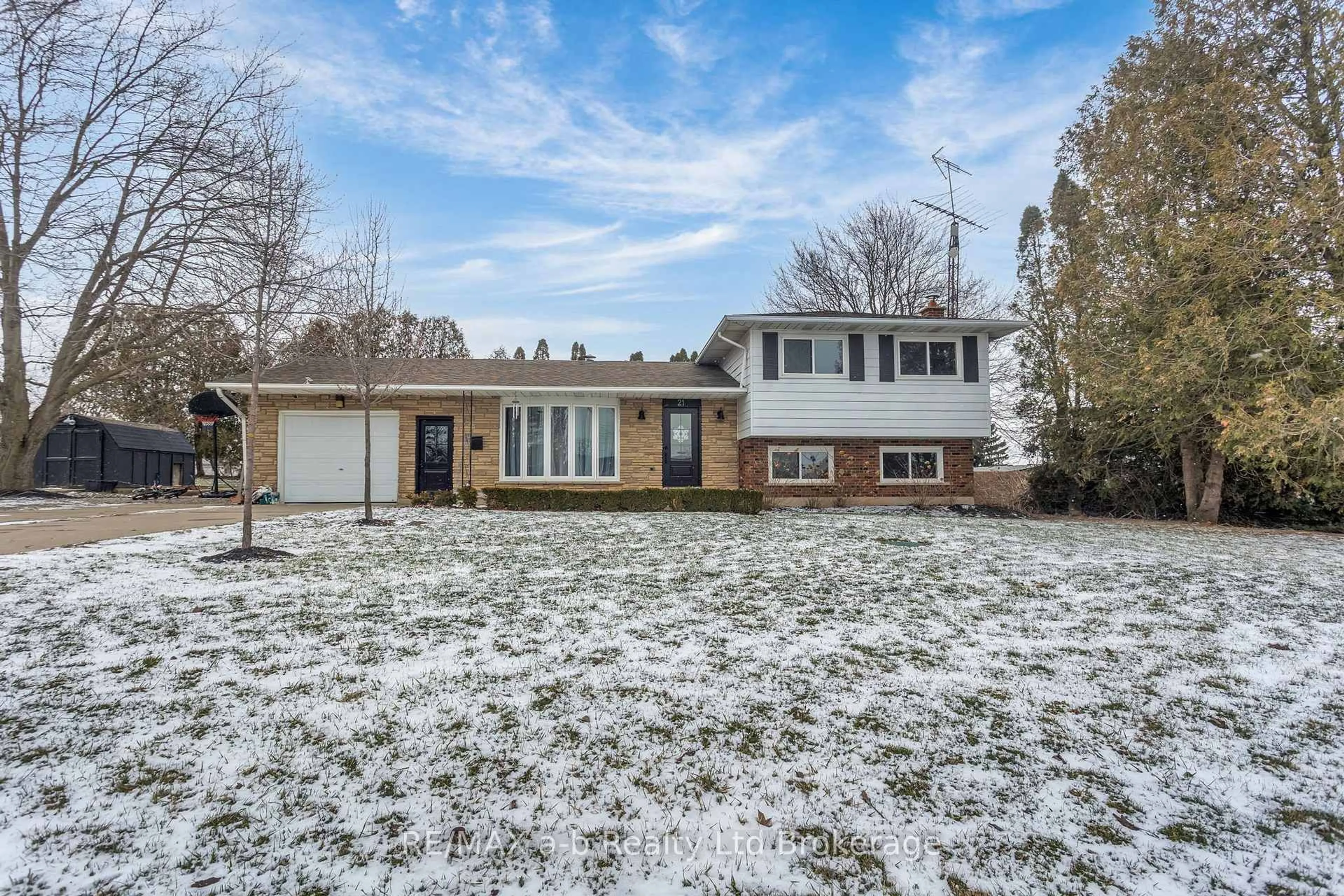 Unknown for 21 PEGGY Ave, South-West Oxford Ontario N0J 1N0