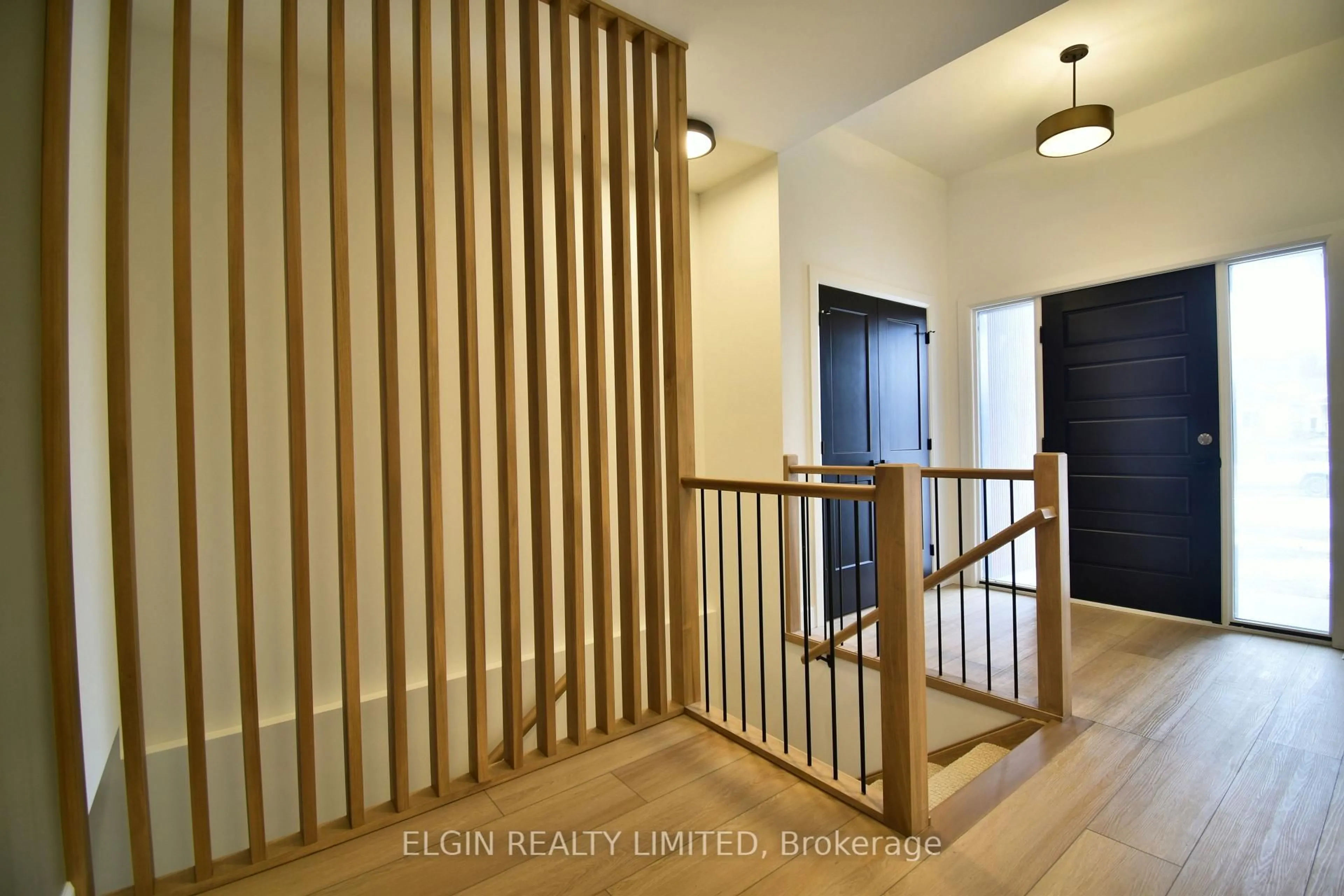 Indoor entryway for 173 Renaissance Dr, St. Thomas Ontario N5R 0P1