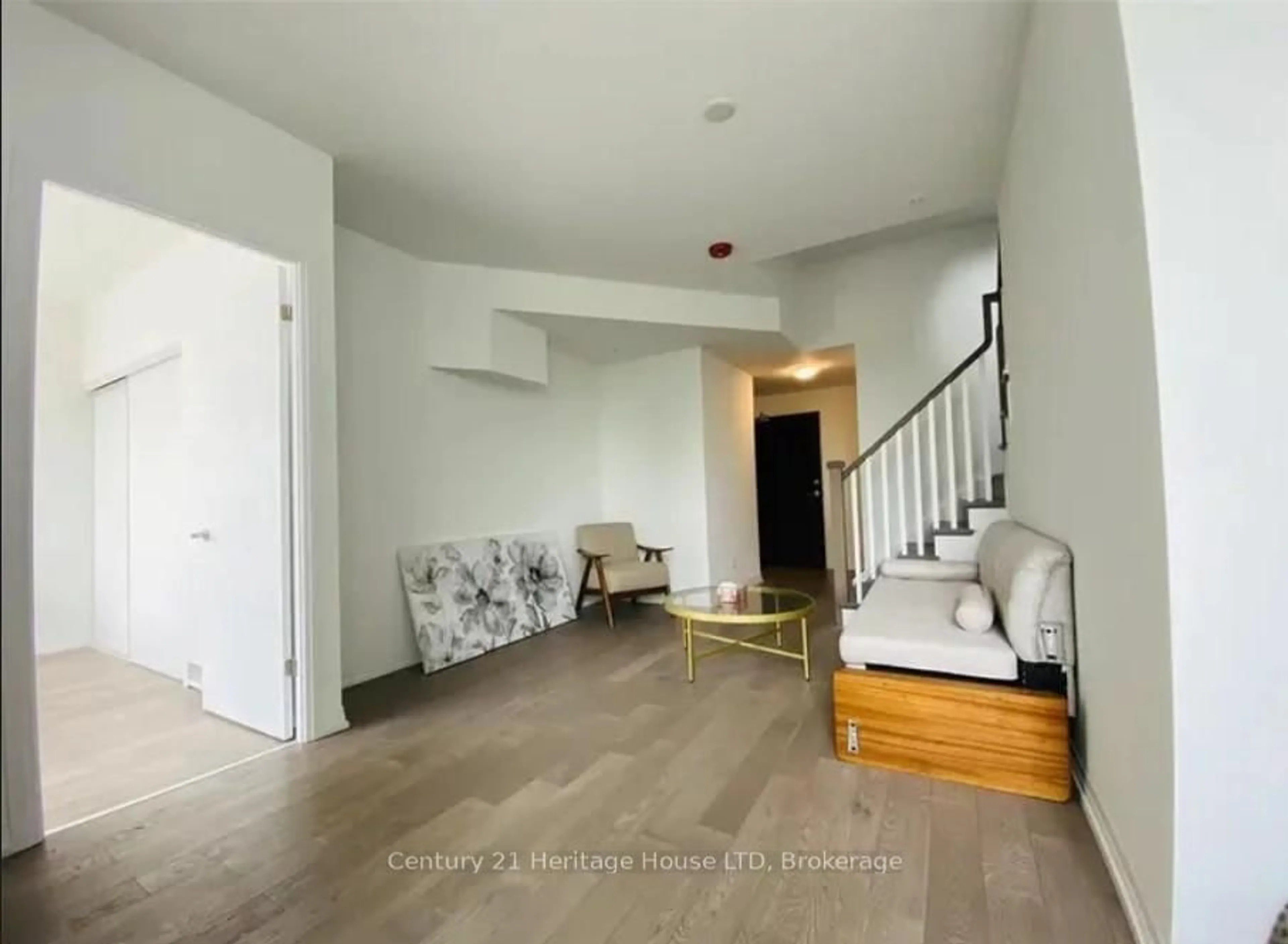 A pic of a room for 7711 Green Vista Gate #303, Niagara Falls Ontario L2H 1R1