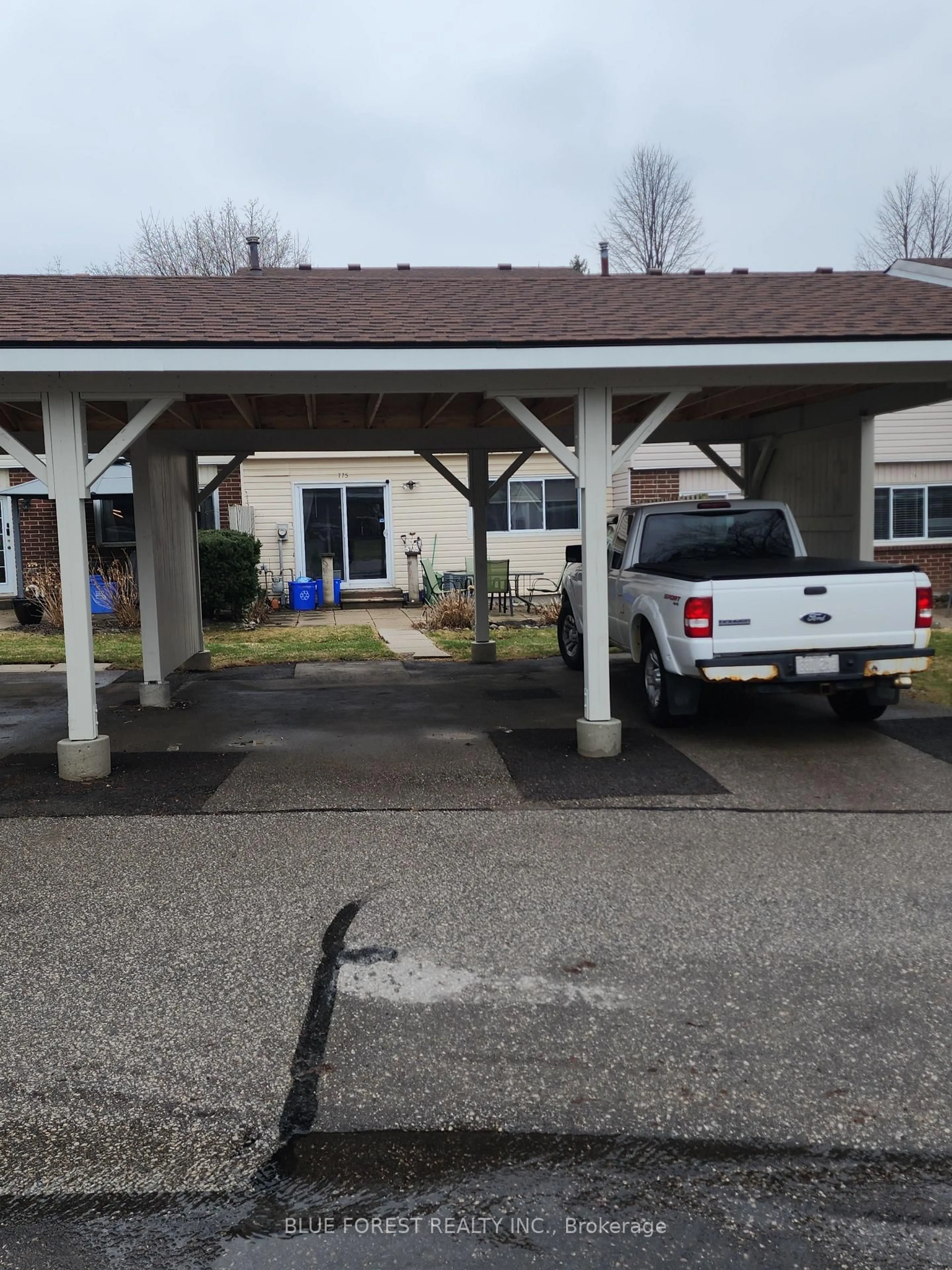 Unknown for 775 Wilkins St #75, London South Ontario N6C 4Z9