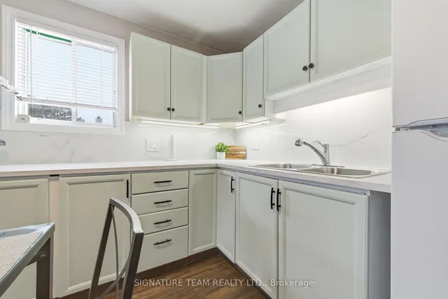 2683 Round Lake Rd, Round Lake Centre 4