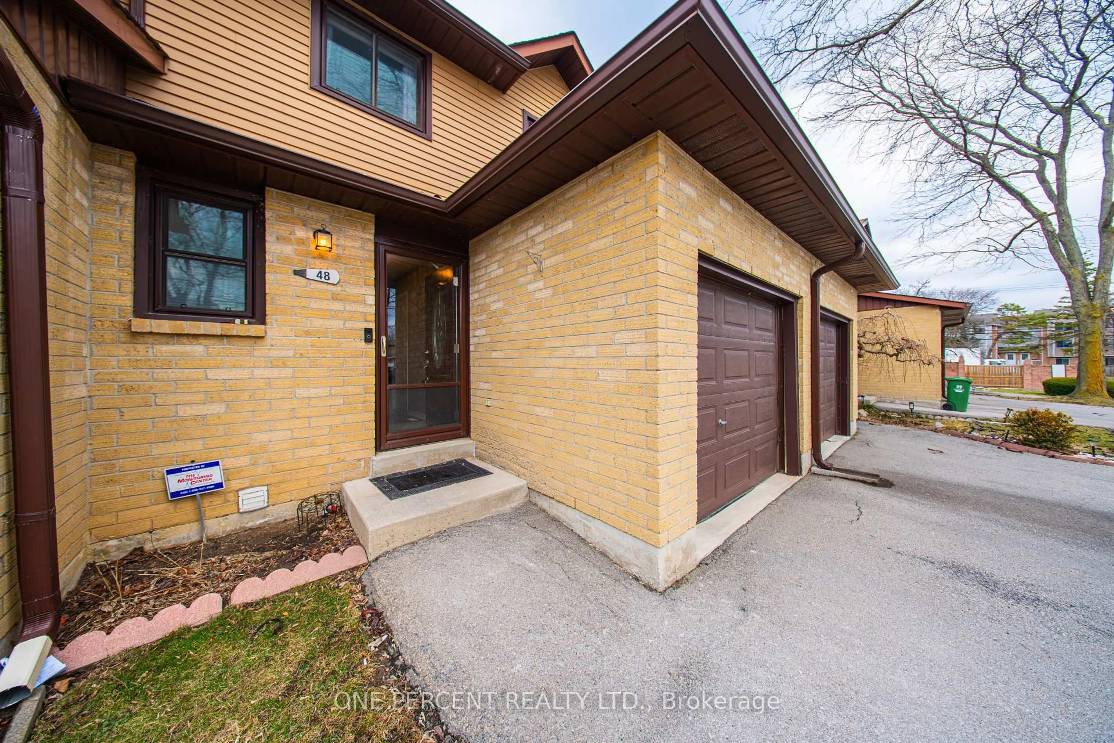 Home with brick exterior material, street for 860 Rymal Rd #48, Hamilton Ontario L8W 2X6