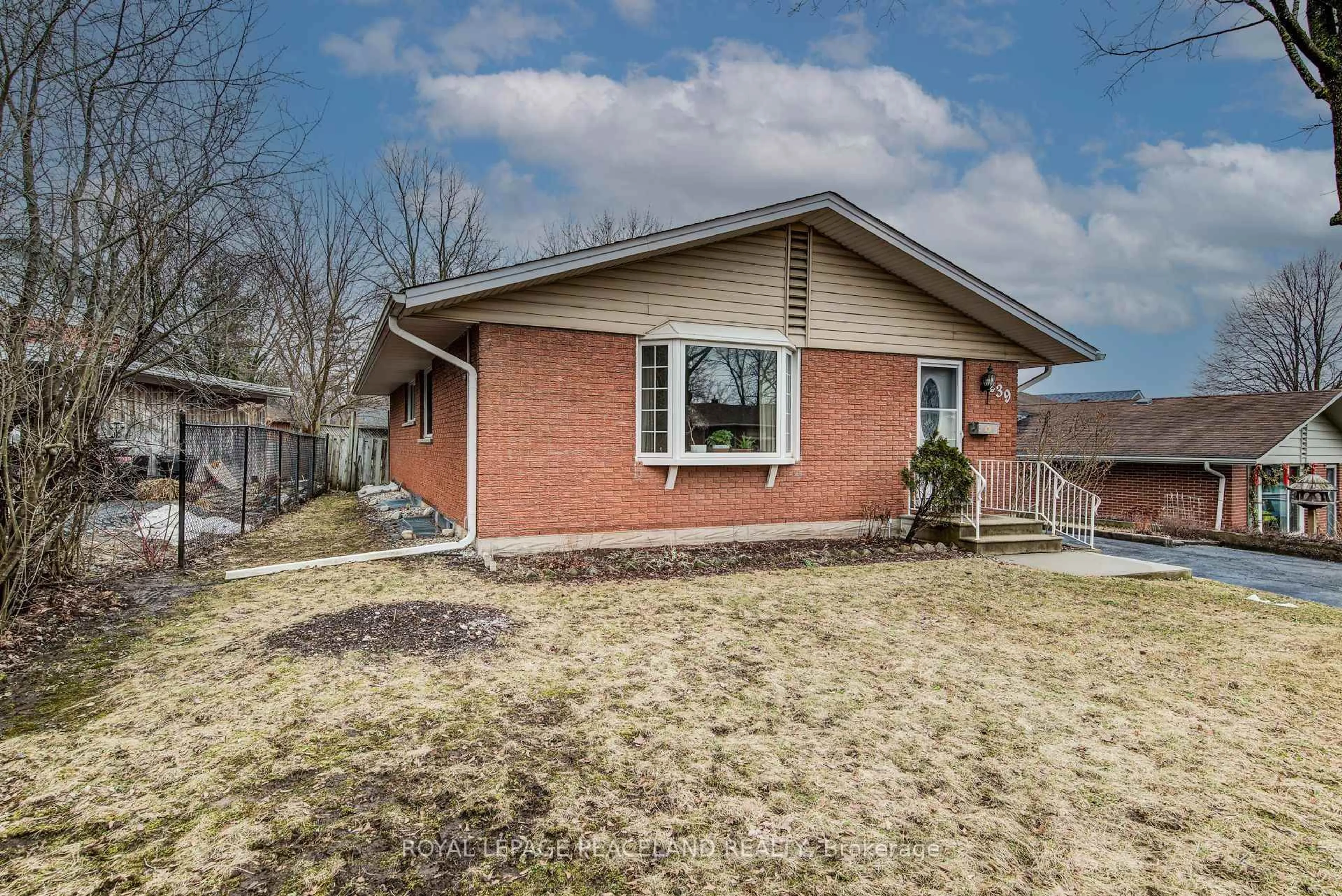 Home with brick exterior material, street for 239 Winfield Ave, Waterloo Ontario N2J 3M8