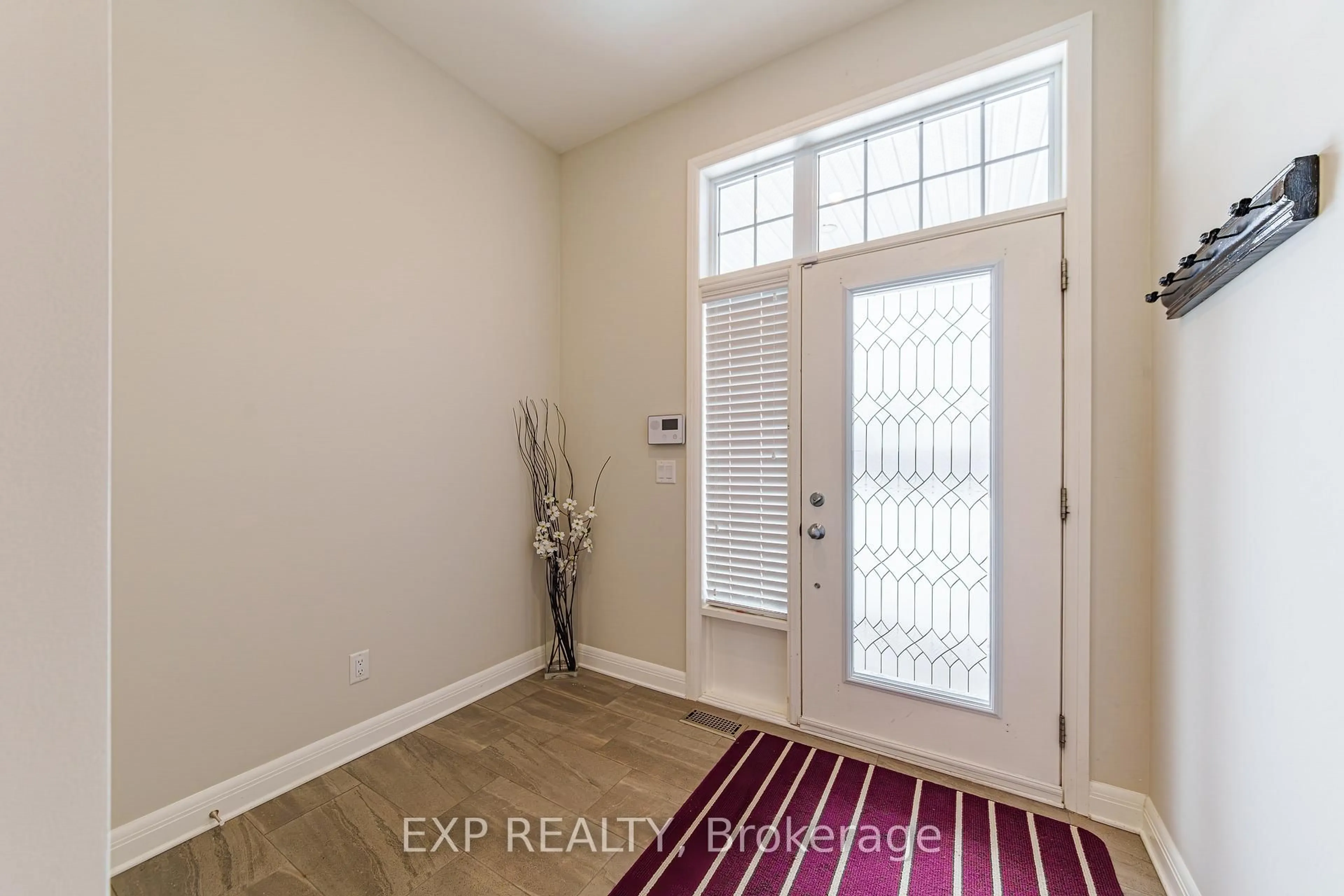 Indoor entryway for 334 Kilspindie Rdge, Ottawa Ontario K2J 5M8
