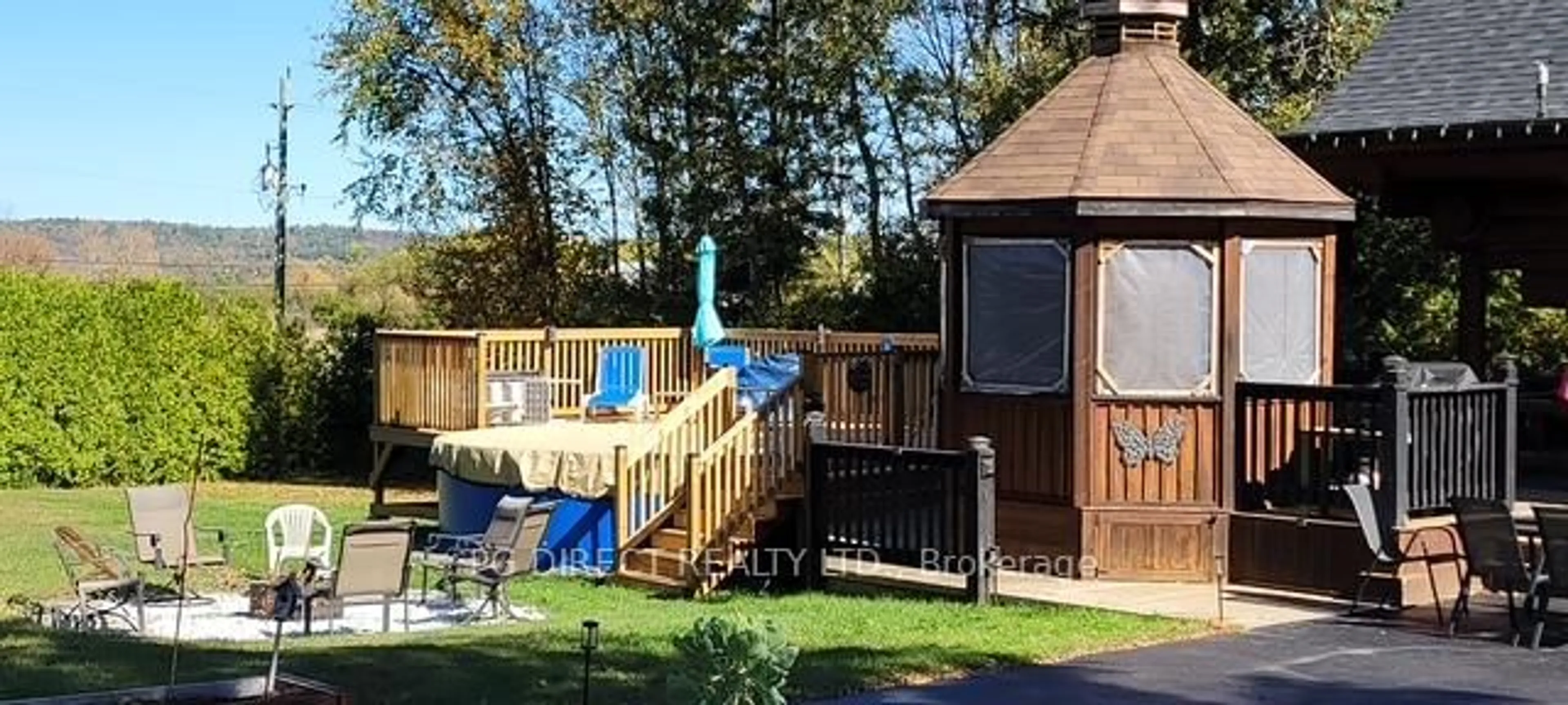 A pic from outside/outdoor area/front of a property/back of a property/a pic from drone, unknown for 15 Ferguslea Rd, Renfrew Ontario K7V 3Z9