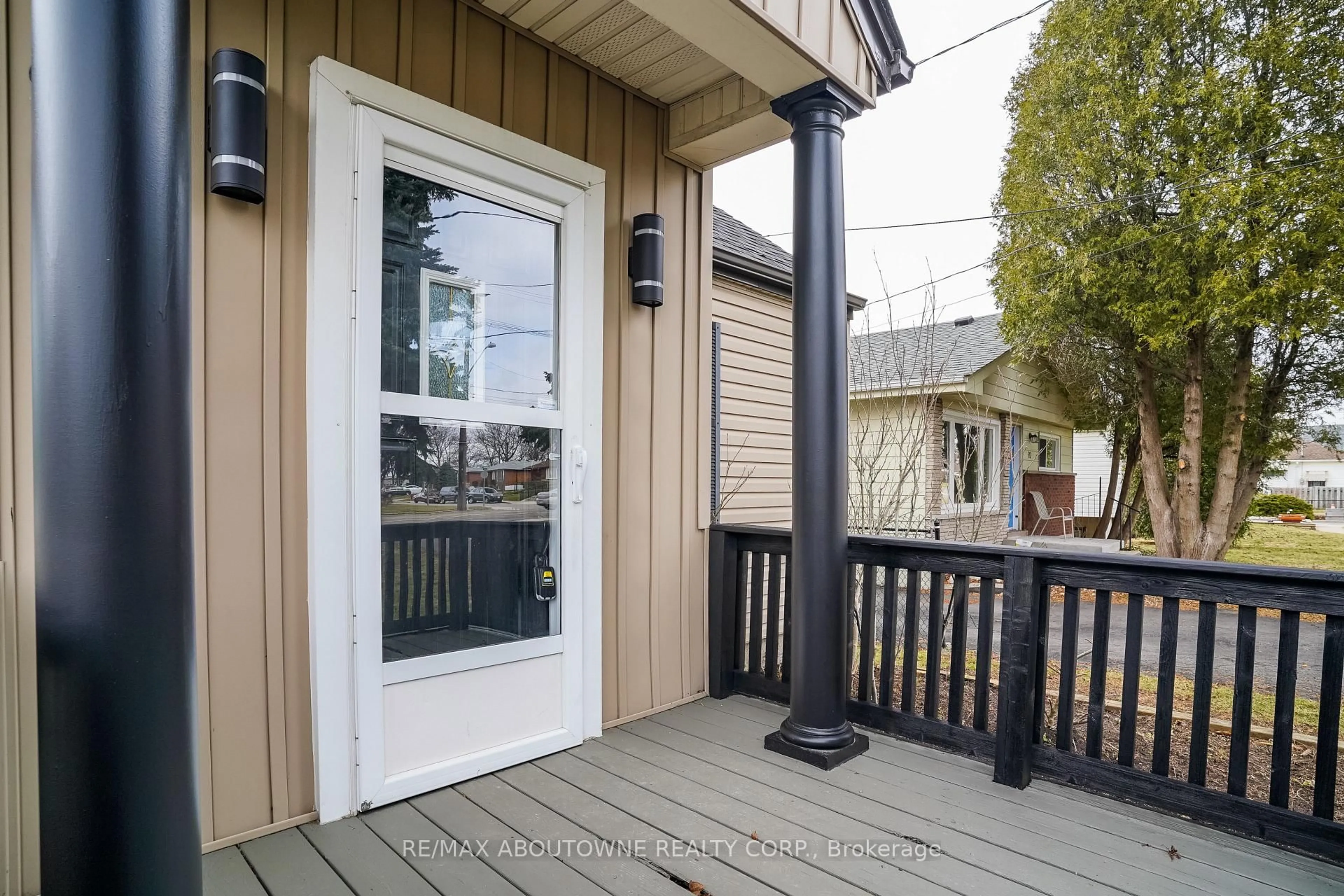 Unknown for 96 MOHAWK Rd, Hamilton Ontario L9A 2G9