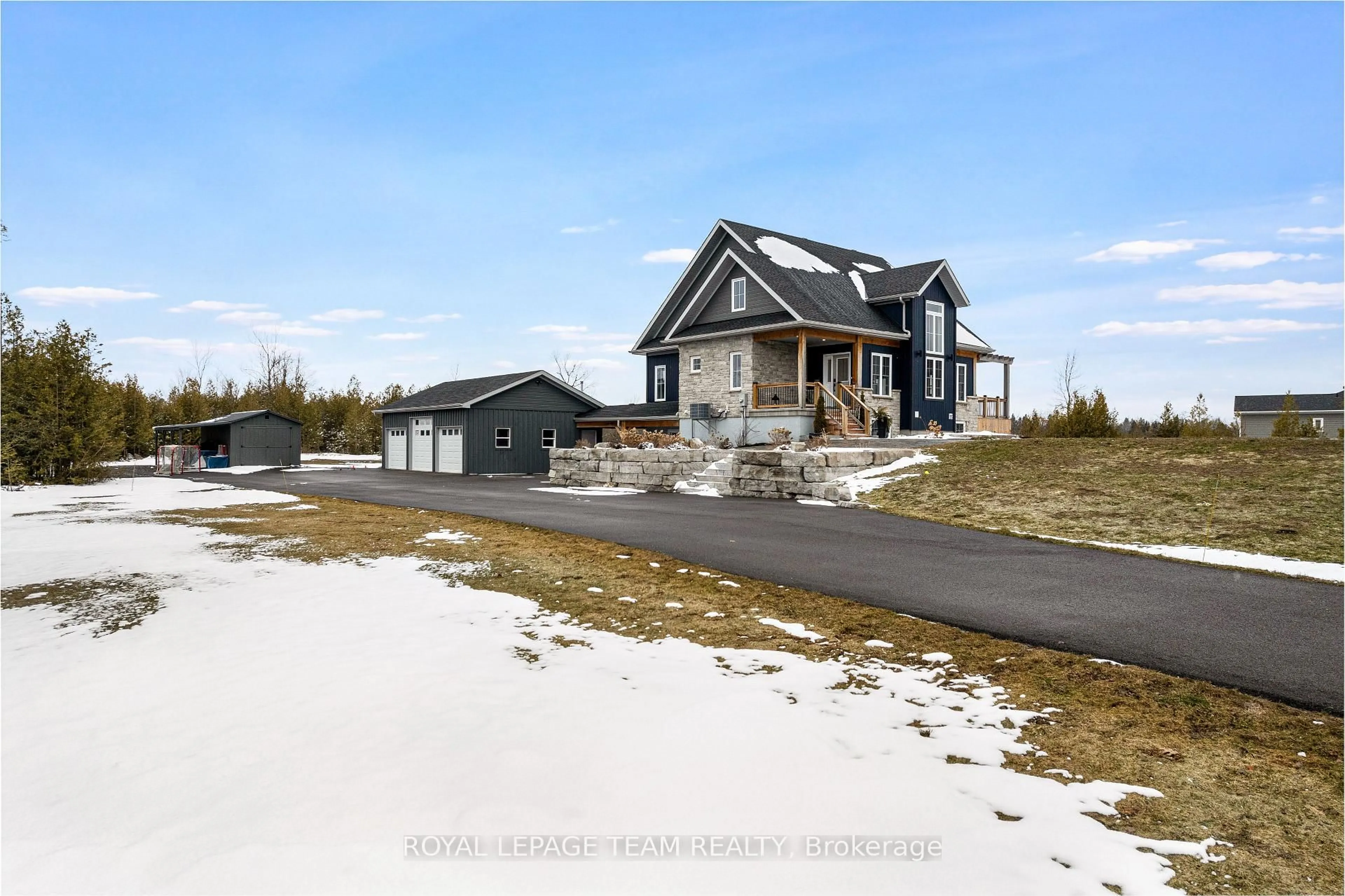 A pic from outside/outdoor area/front of a property/back of a property/a pic from drone, unknown for 114 Charles Holden Ave, Merrickville-Wolford Ontario K0G 1N0