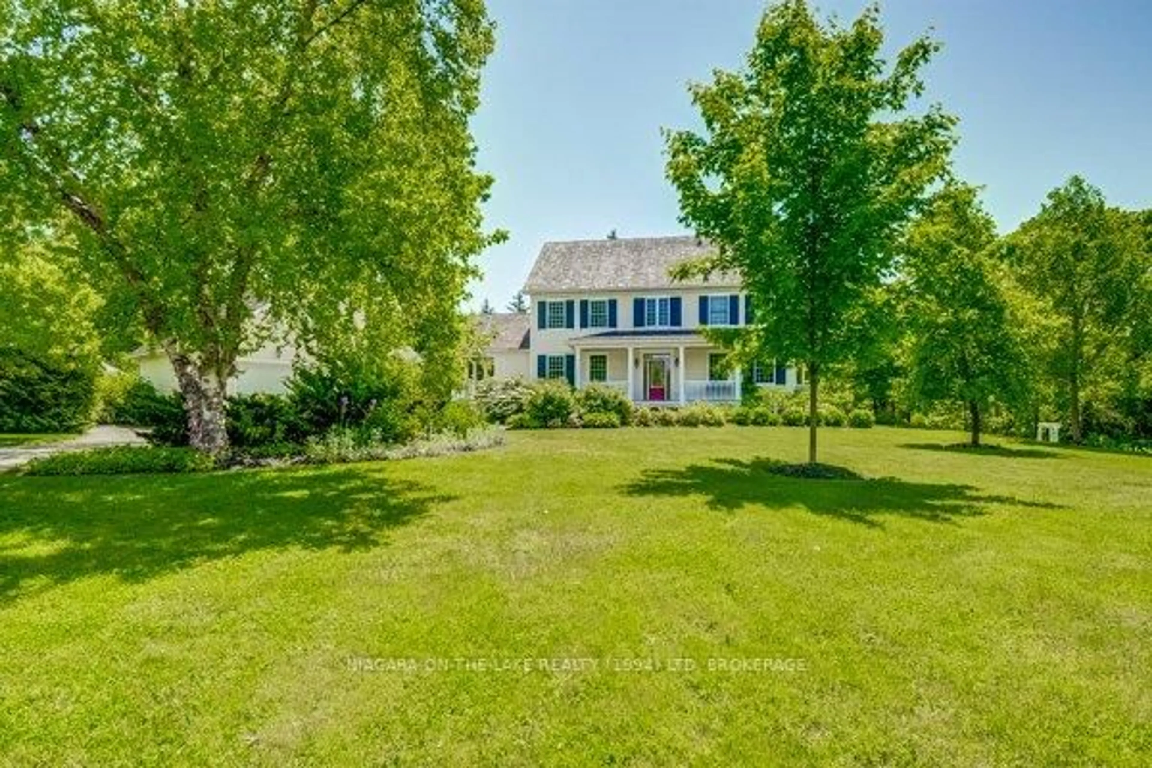 A pic from outside/outdoor area/front of a property/back of a property/a pic from drone, water/lake/river/ocean view for 14529 NIAGARA RIVER Pkwy, Niagara-on-the-Lake Ontario L0S 1J0
