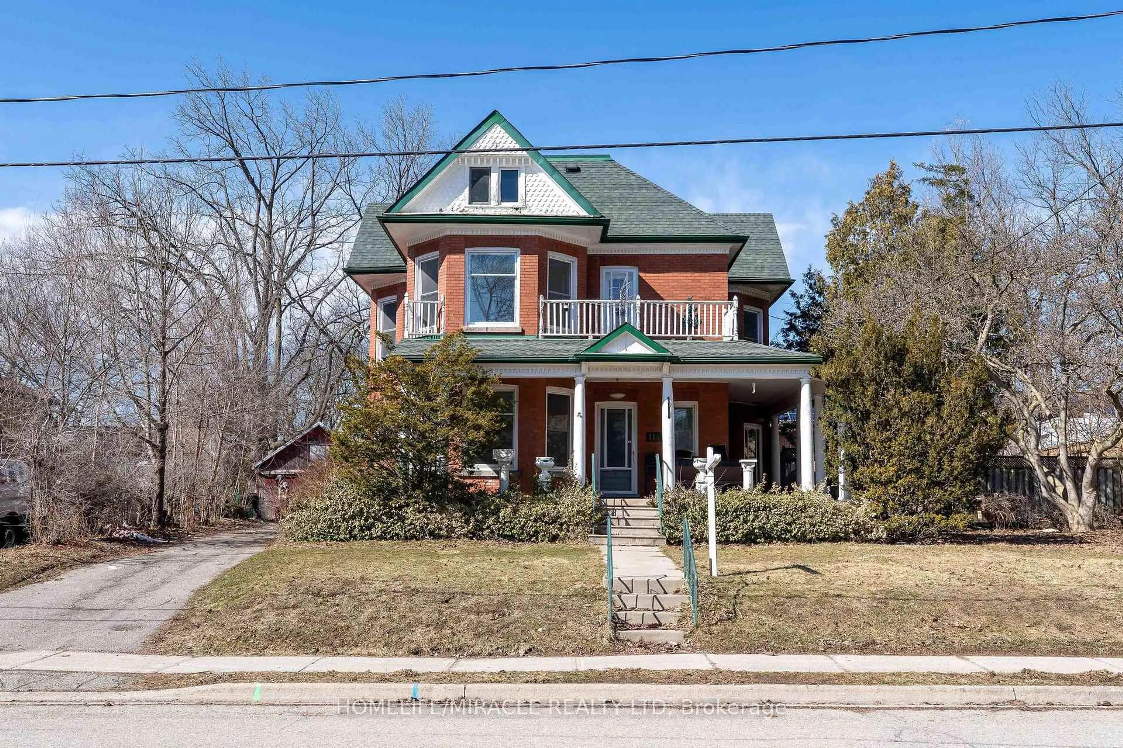 Home with brick exterior material, street for 114 Frances St, Ingersoll Ontario N5C 2H3