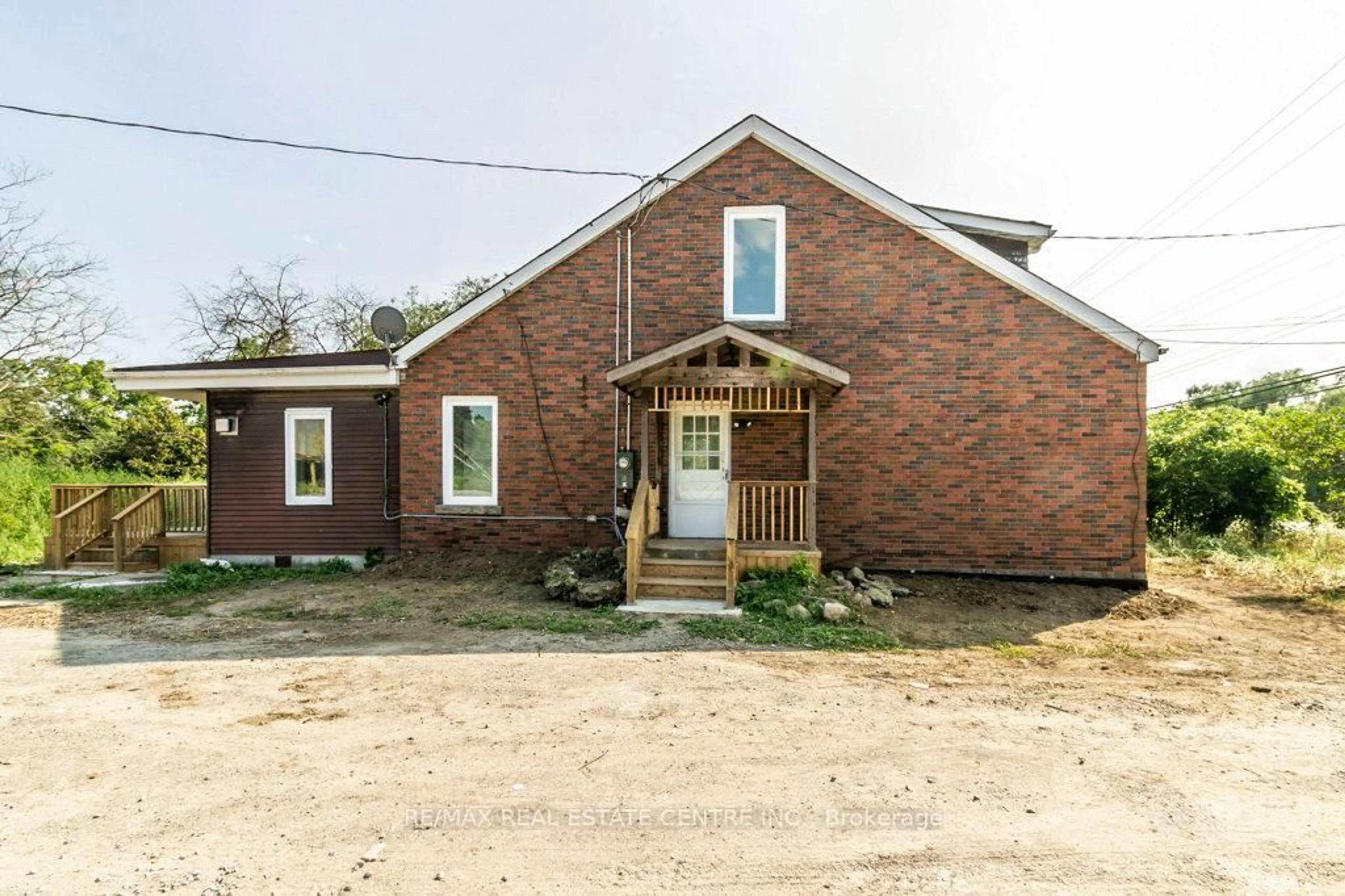 Home with brick exterior material, building for 1411 Hwy 56, Hamilton Ontario L0R 1P0