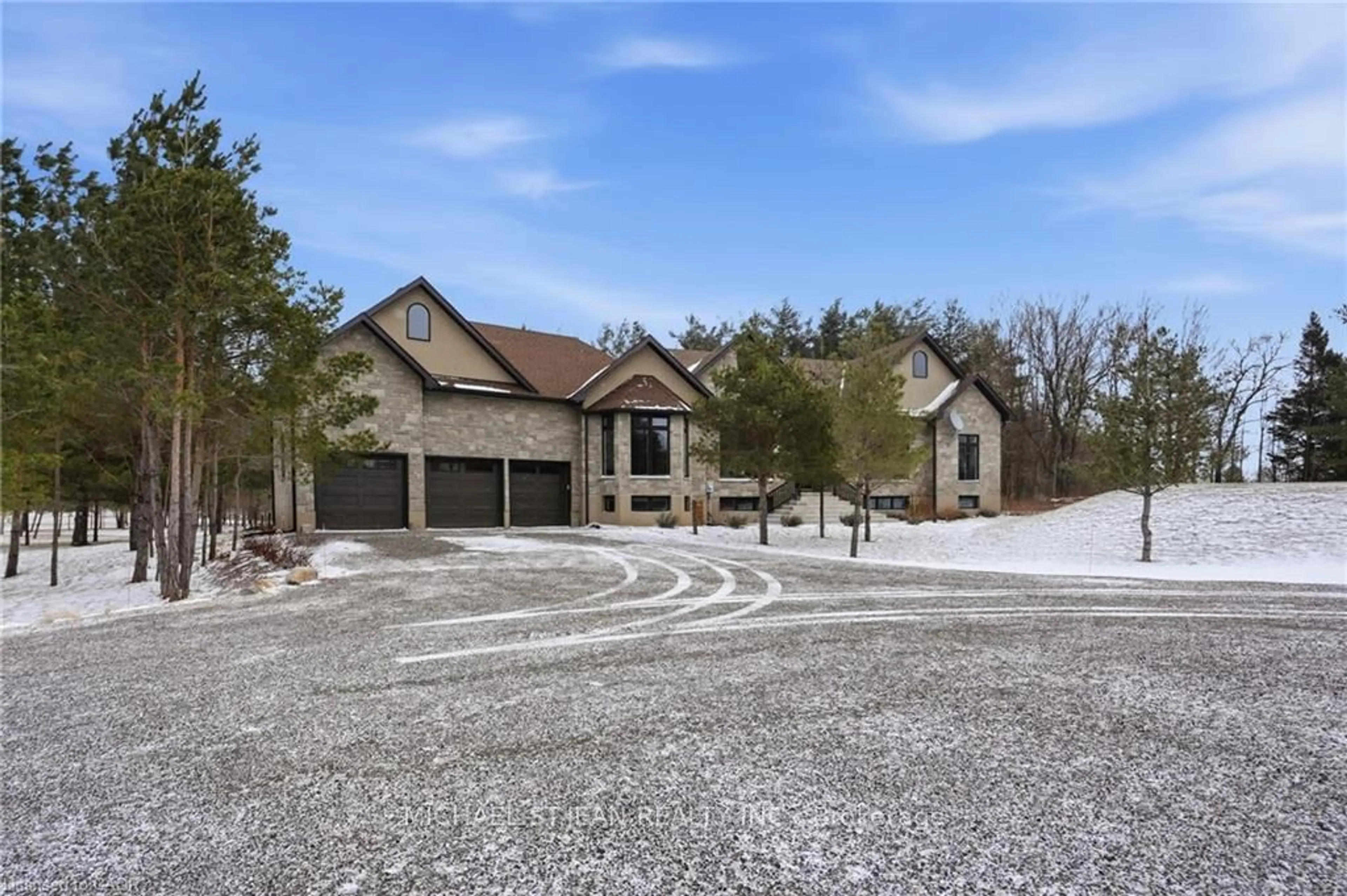 A pic from outside/outdoor area/front of a property/back of a property/a pic from drone, street for 986 Highway 8, Hamilton Ontario L9H 5E1