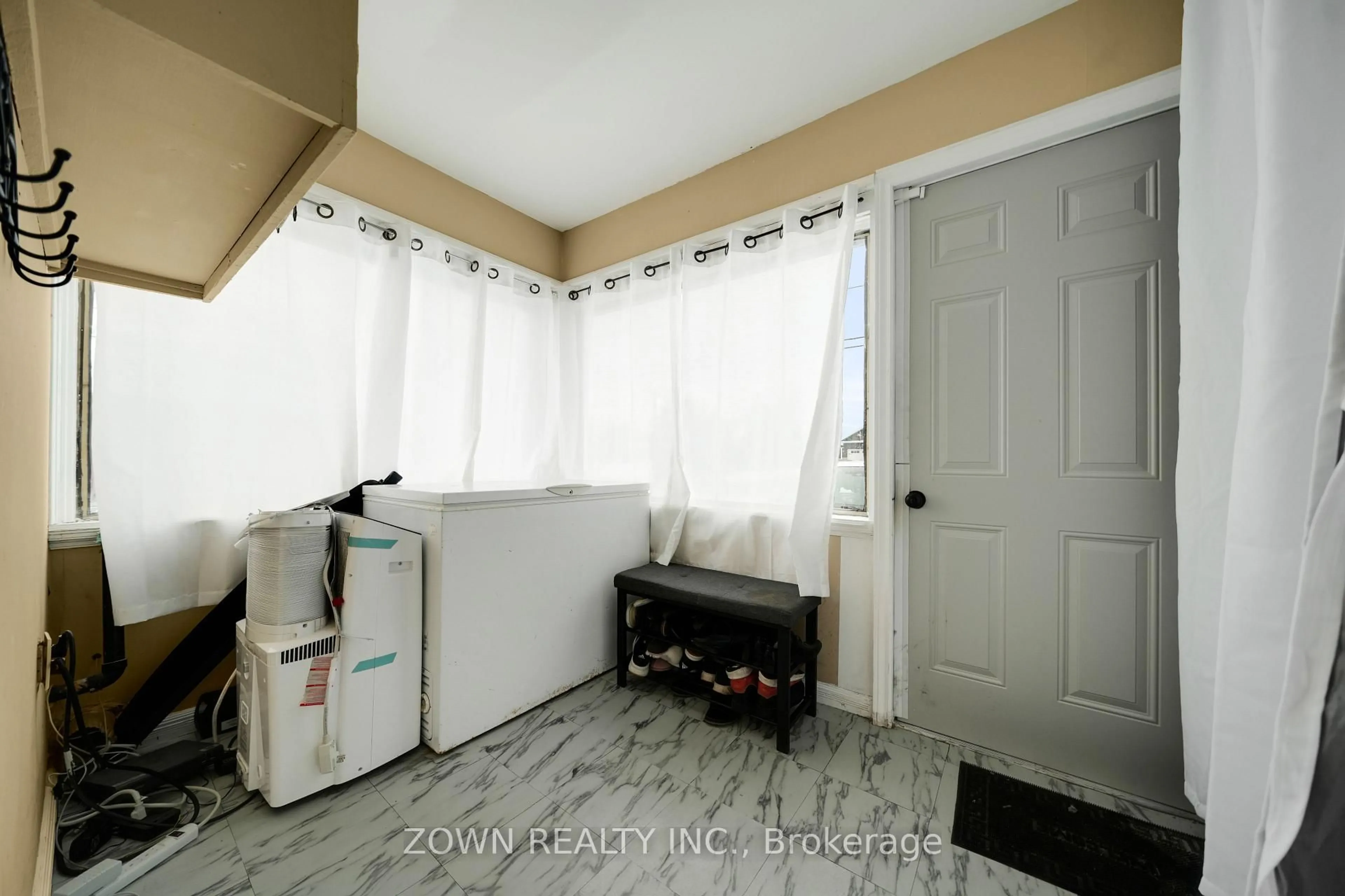 Unknown for 28 Prince St, Kawartha Lakes Ontario K0M 1A0