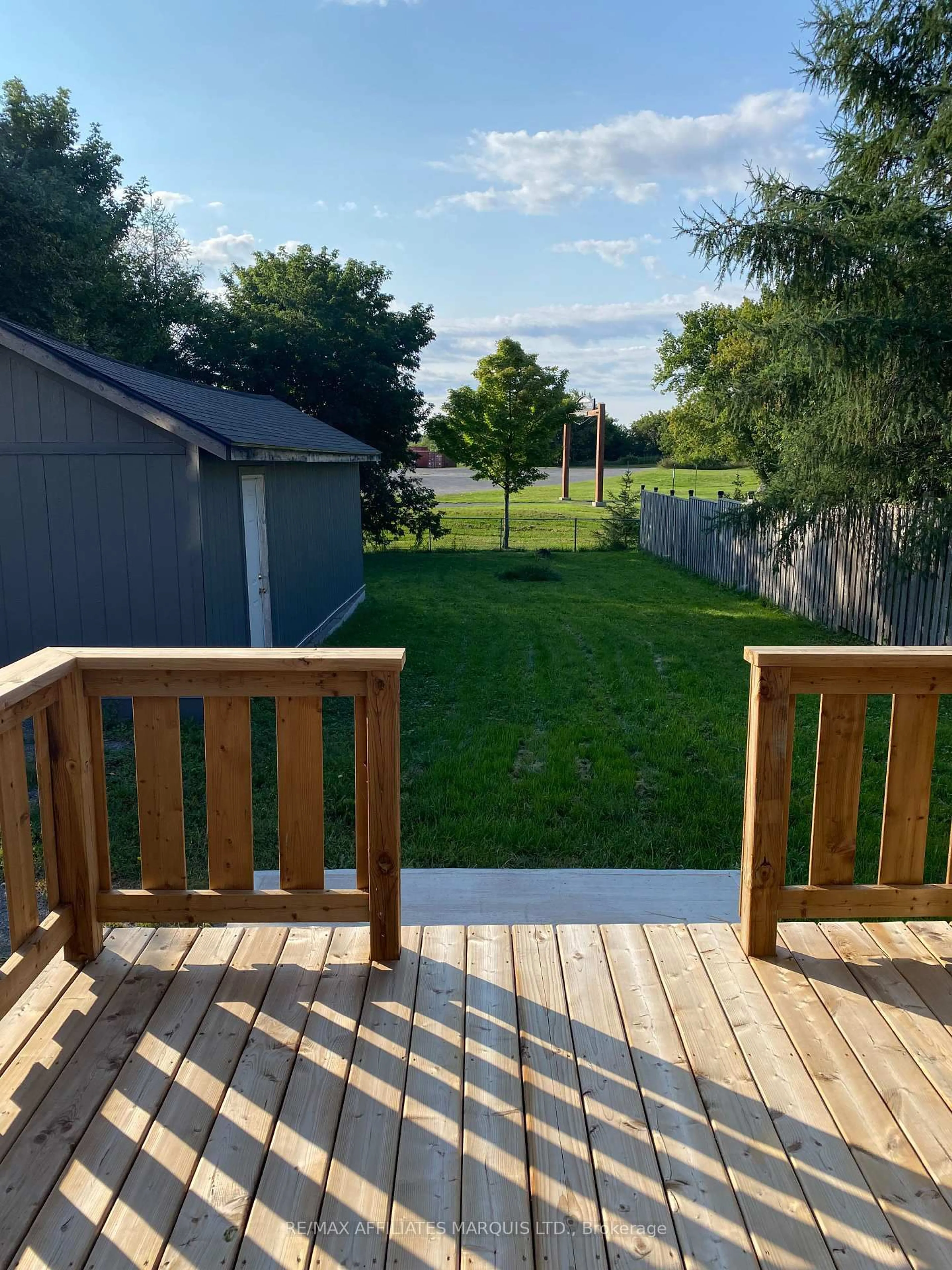 Patio, water/lake/river/ocean view for 7 Park St, Cornwall Ontario K6H 1K1