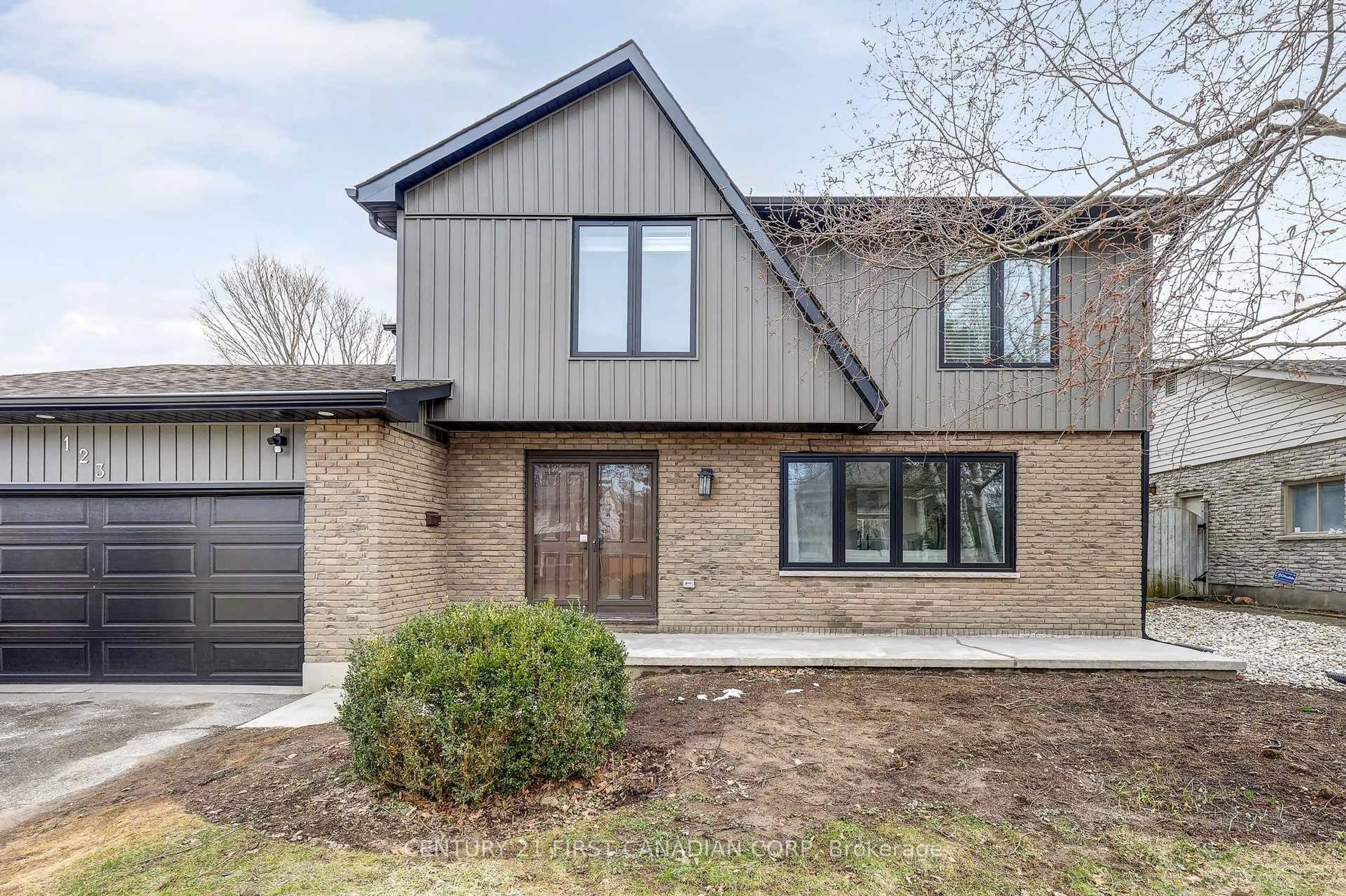 Home with brick exterior material, street for 123 HILLSMOUNT Cres, London South Ontario N6K 1V6