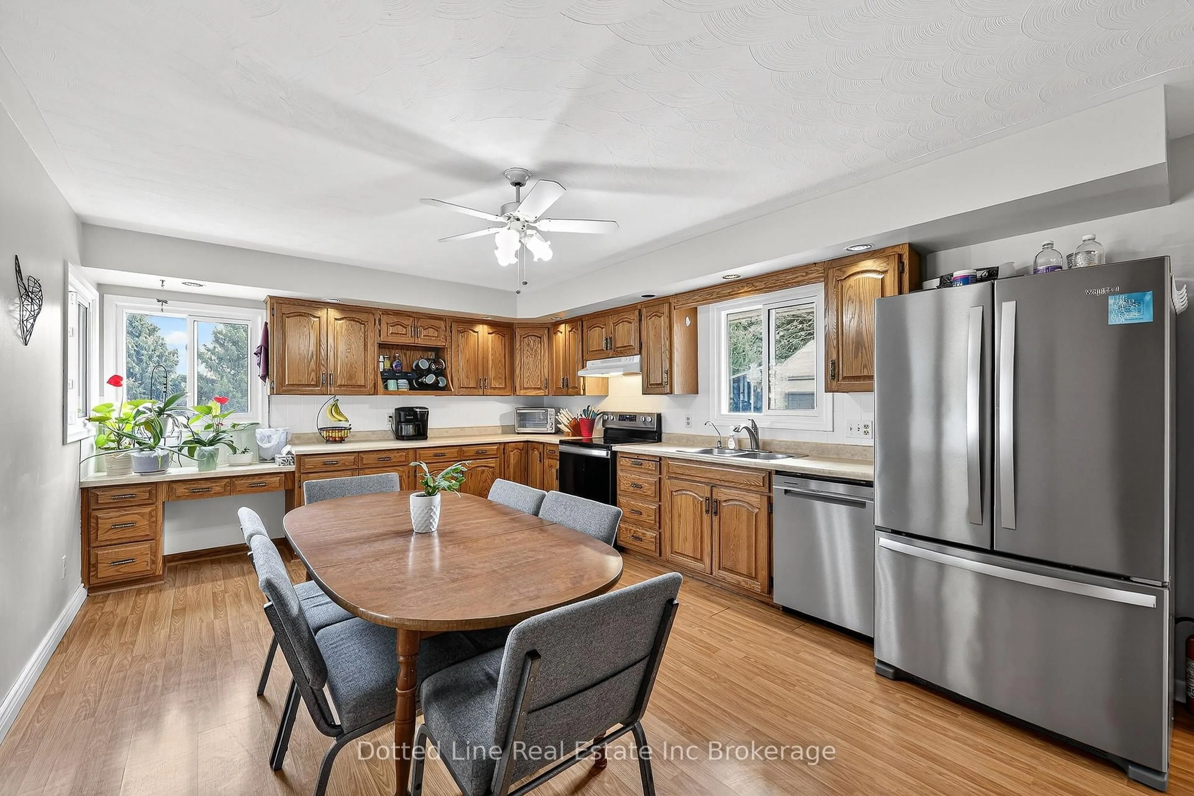 Open concept kitchen, unknown for 1424 Burford-Delhi Townline, Norfolk Ontario N0E 1R0
