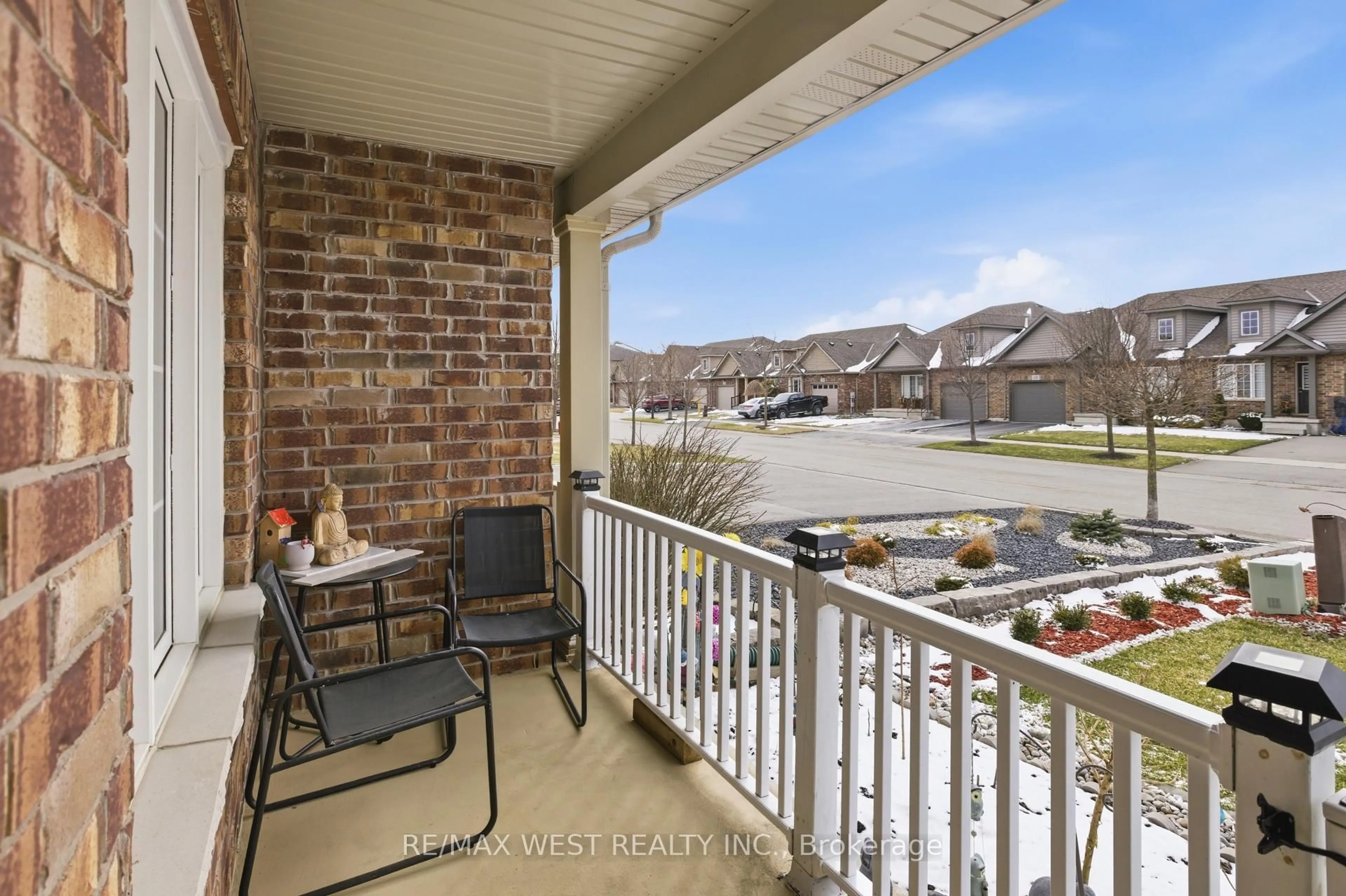 Patio, water/lake/river/ocean view for 170 Silverwood Ave, Welland Ontario L3C 0B7