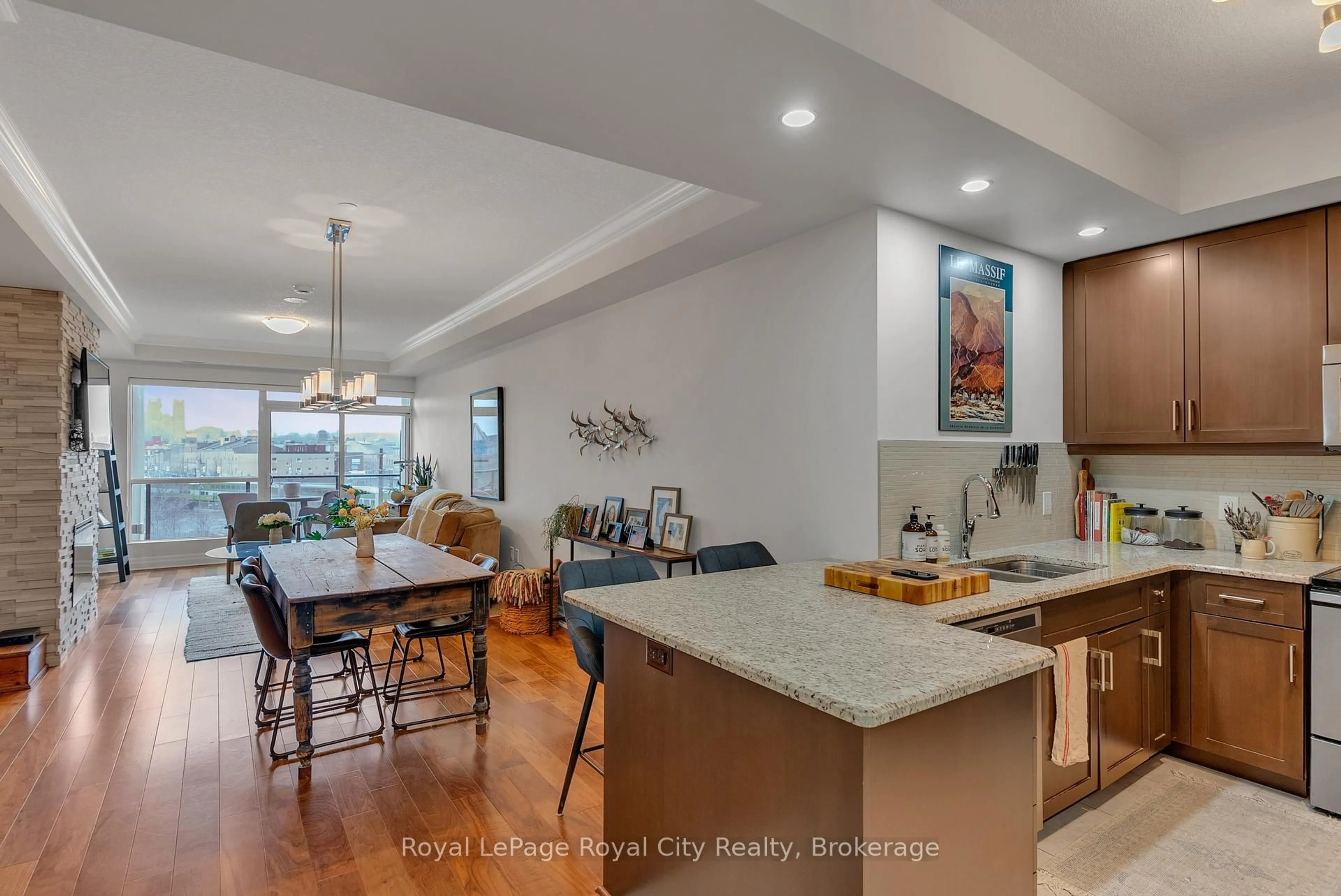 Open concept kitchen, ceramic/tile floor for 150 Wellington St #603, Guelph Ontario N1H 0B5