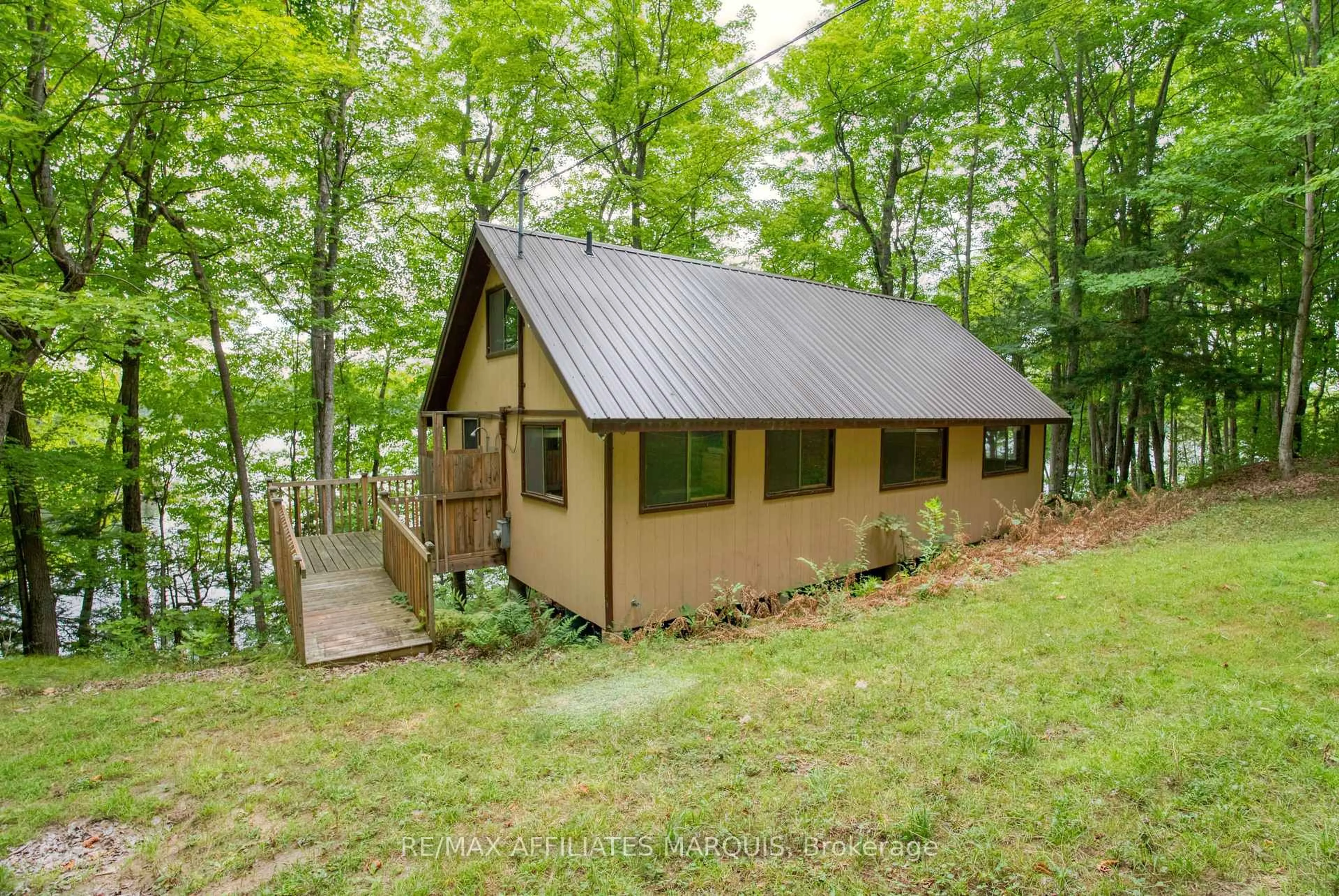 Home with vinyl exterior material, water/lake/river/ocean view for 75 Demerling Lane, Godfrey Ontario K0H 1T0