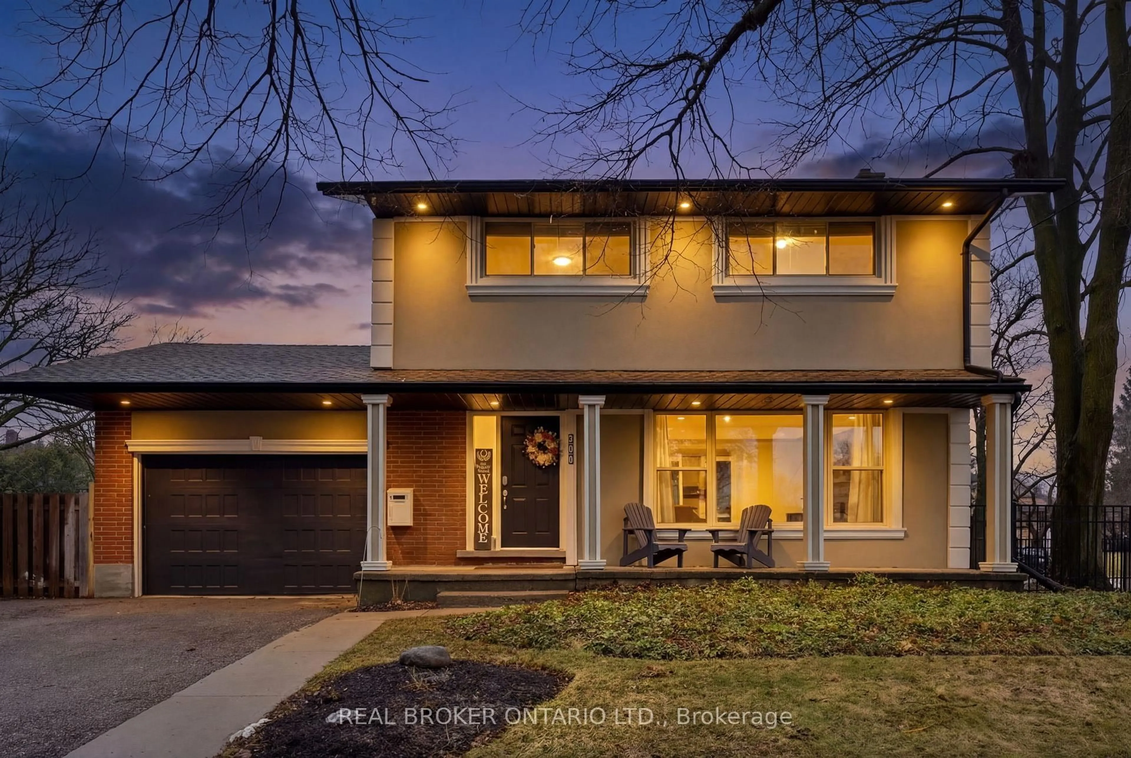 Home with brick exterior material, street for 300 STONYBROOK Dr, Kitchener Ontario N2M 4M2