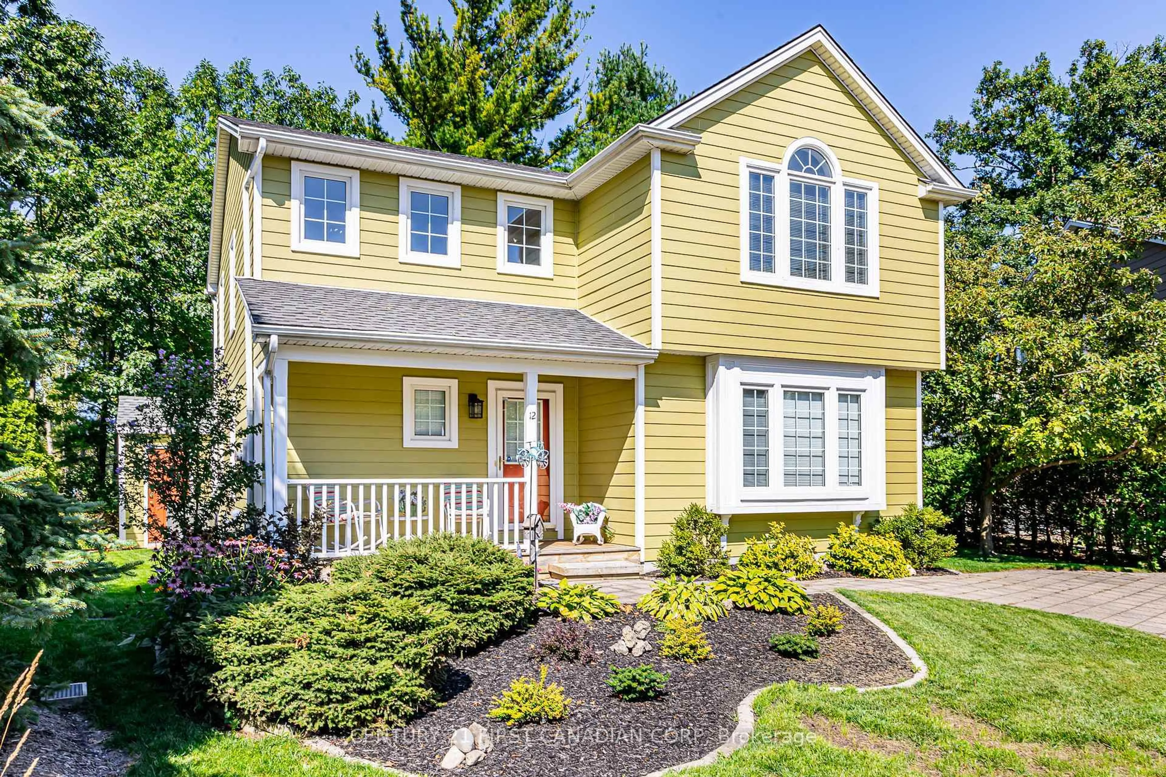 Home with vinyl exterior material, street for 12 Harbour Park Crt, Lambton Shores Ontario M0M 1T0