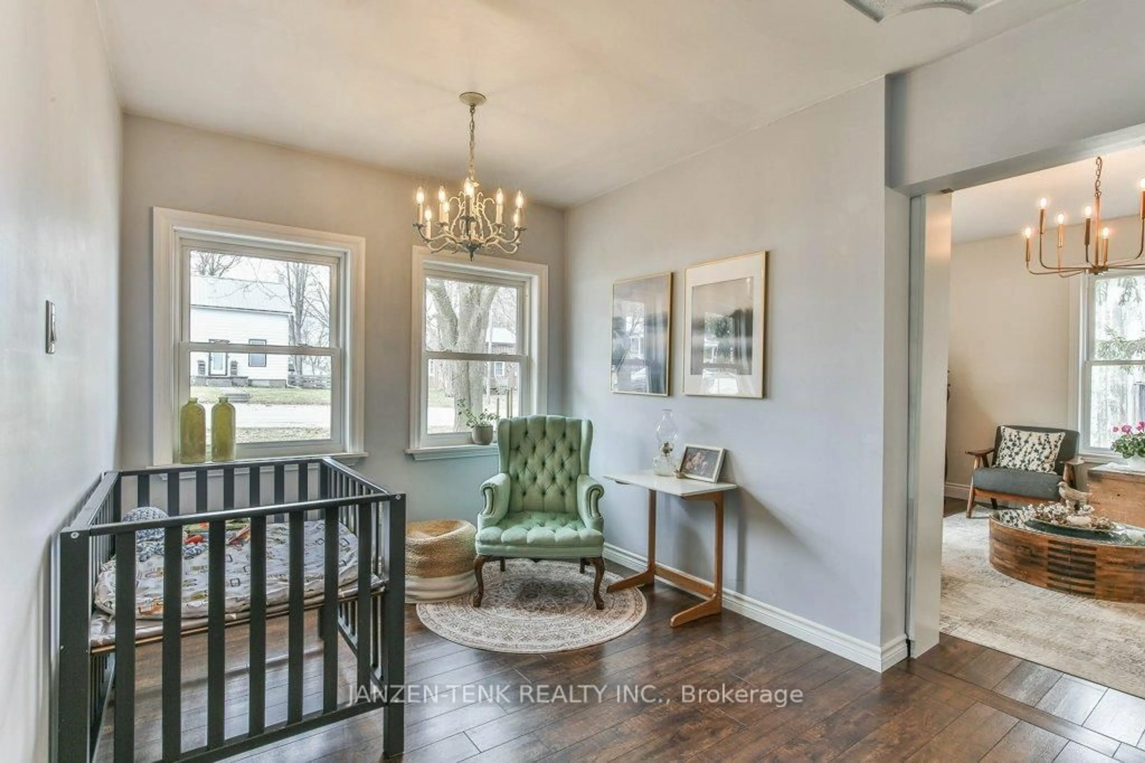 Indoor entryway for 292574 Culloden Line, South-West Oxford Ontario N0L 1C0