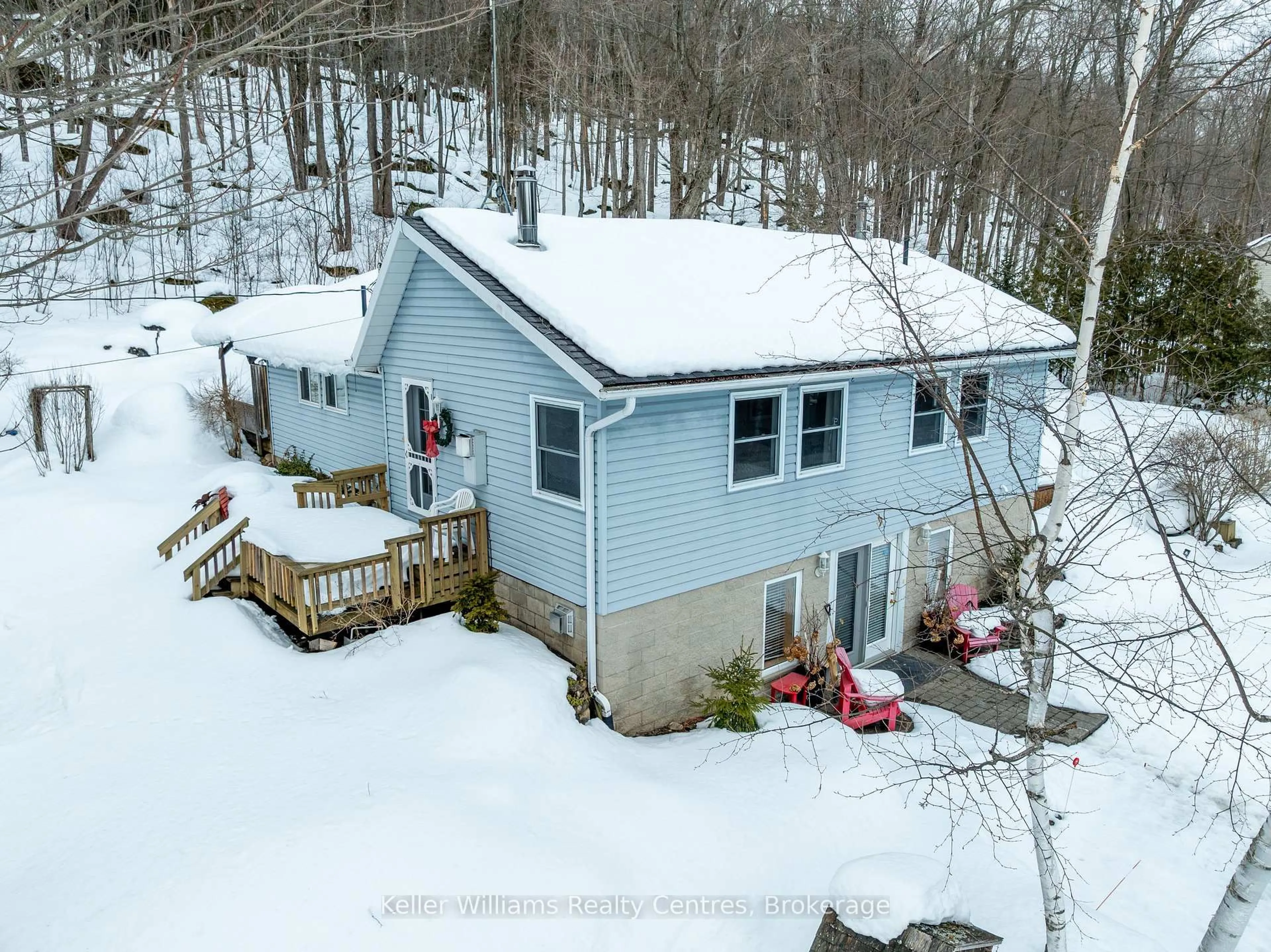 A pic from outside/outdoor area/front of a property/back of a property/a pic from drone, water/lake/river/ocean view for 12 Twelfth Ave, South Bruce Peninsula Ontario N0H 2T0