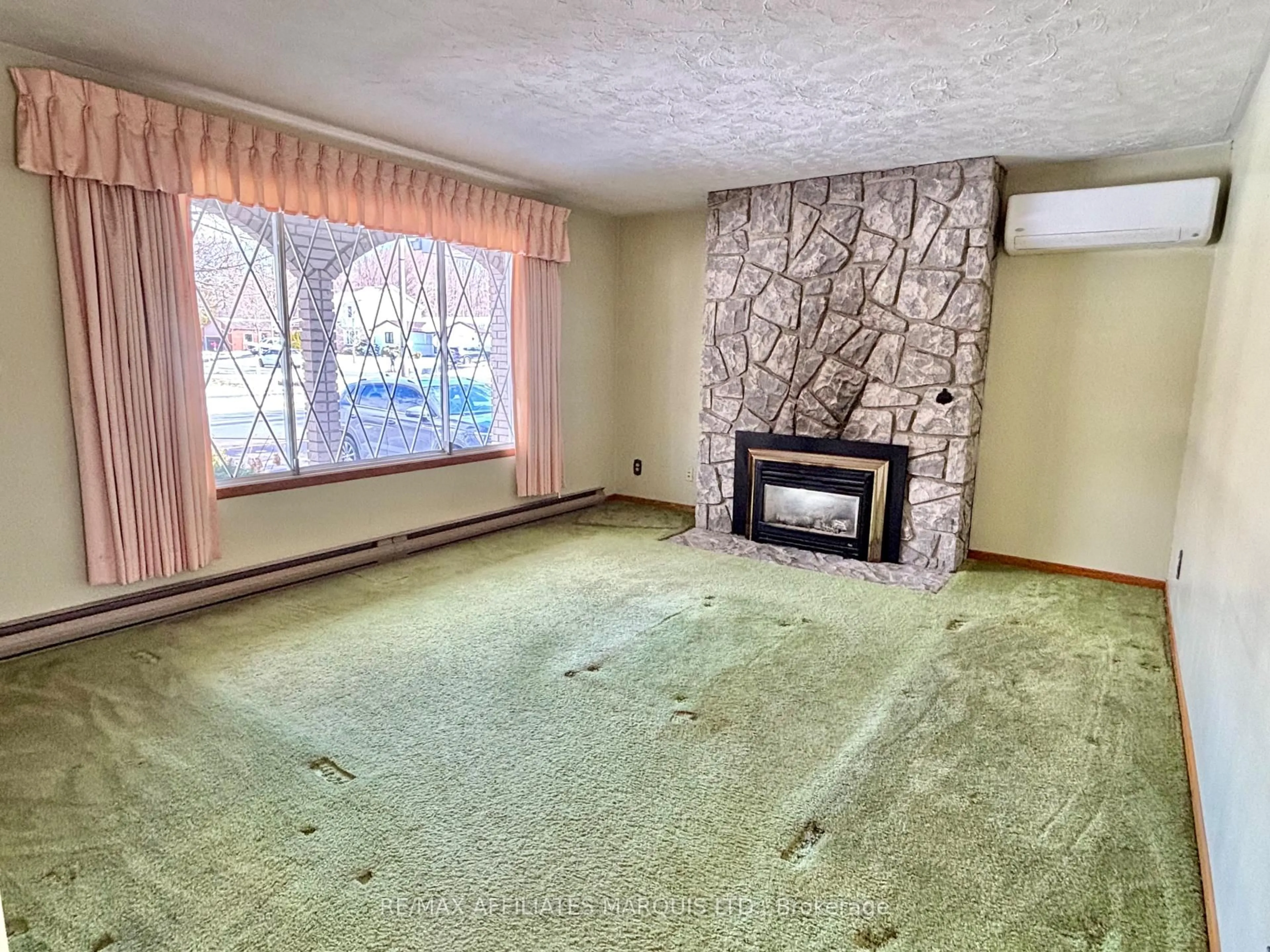 A pic of a room for 1148 Riverdale Ave, Cornwall Ontario K6J 5E5