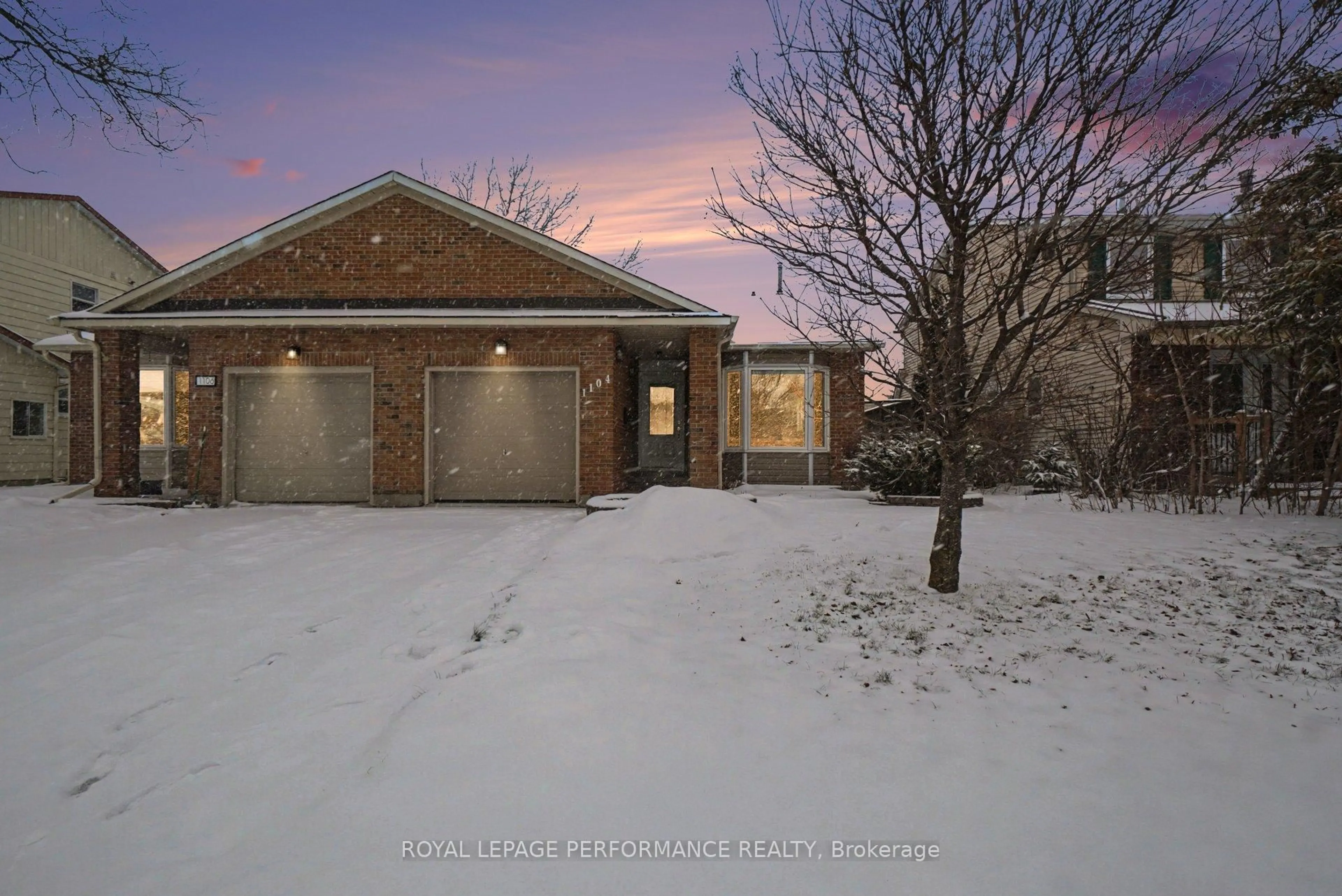 A pic from outside/outdoor area/front of a property/back of a property/a pic from drone, street for 1104 Burgundy Lane, Ottawa Ontario K1C 2M8