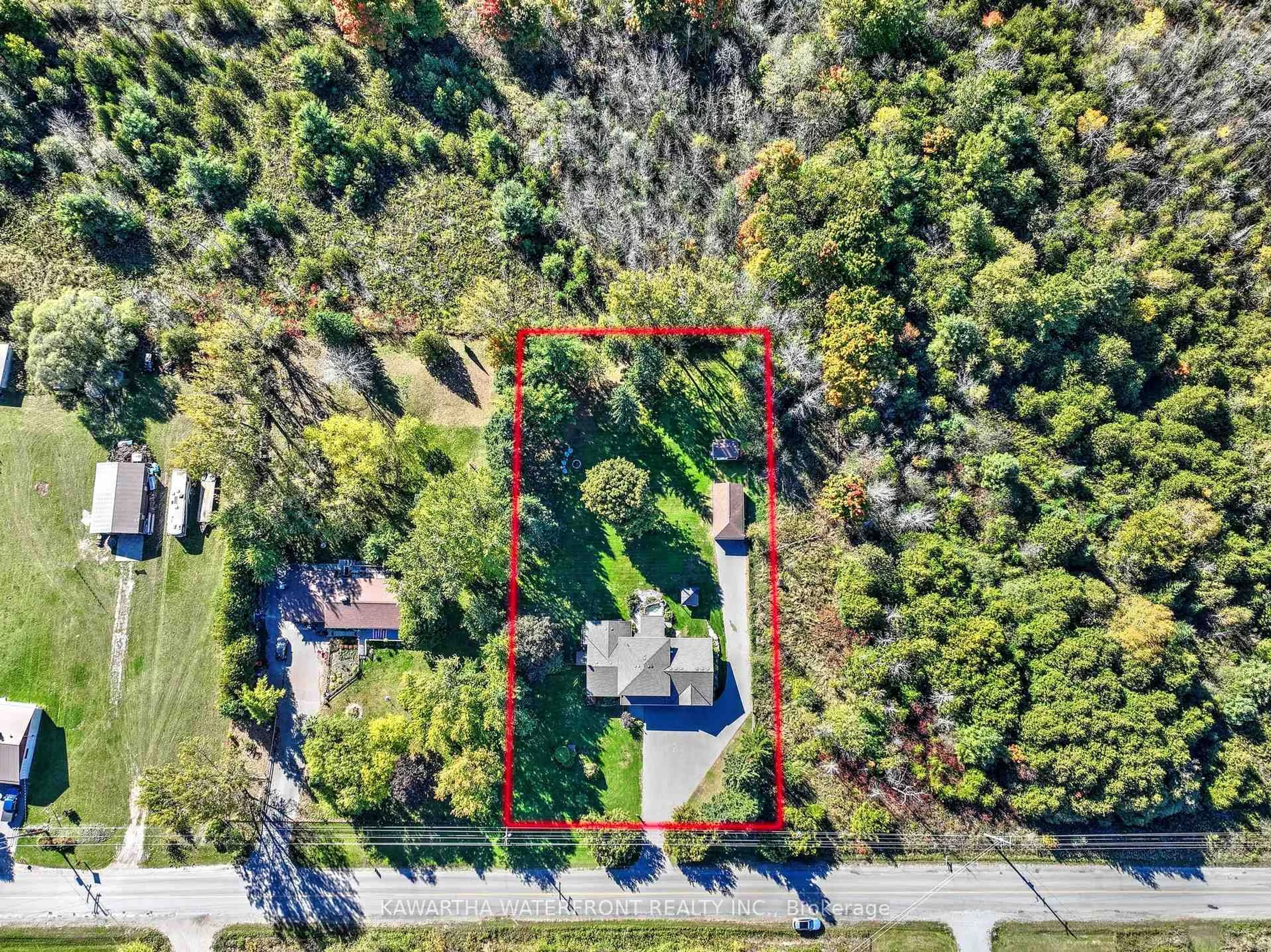 A pic from outside/outdoor area/front of a property/back of a property/a pic from drone, street for 33 Northline Rd, Kawartha Lakes Ontario K0M 1N0