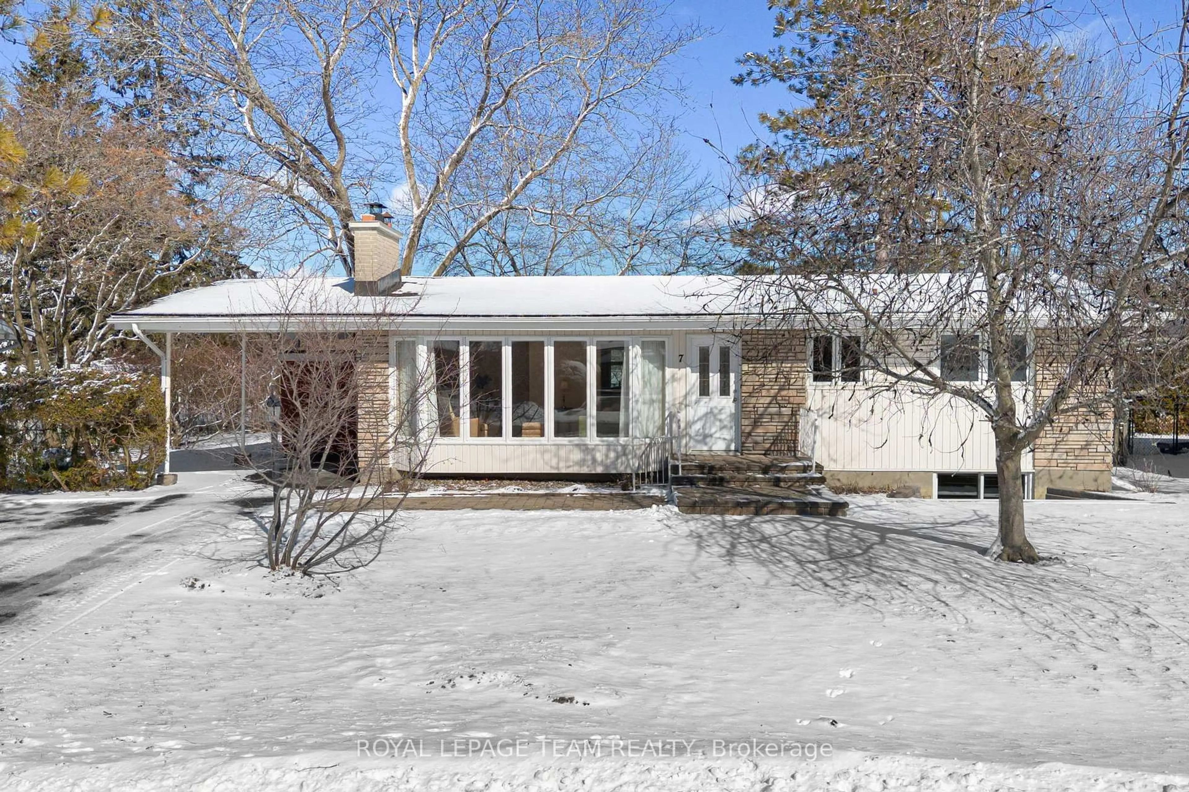 Unknown for 7 Kimberley Rd, Nepean Ontario K2H 6C1