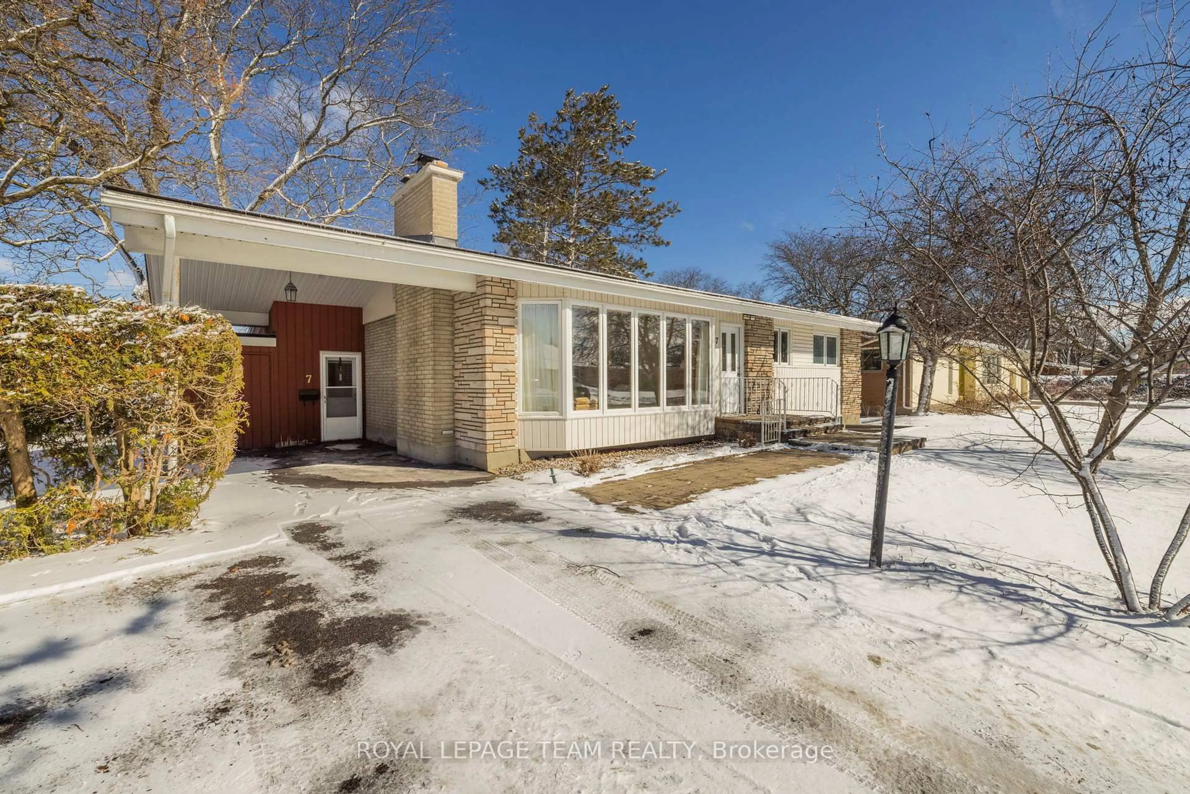 Home with brick exterior material, street for 7 Kimberley Rd, Nepean Ontario K2H 6C1