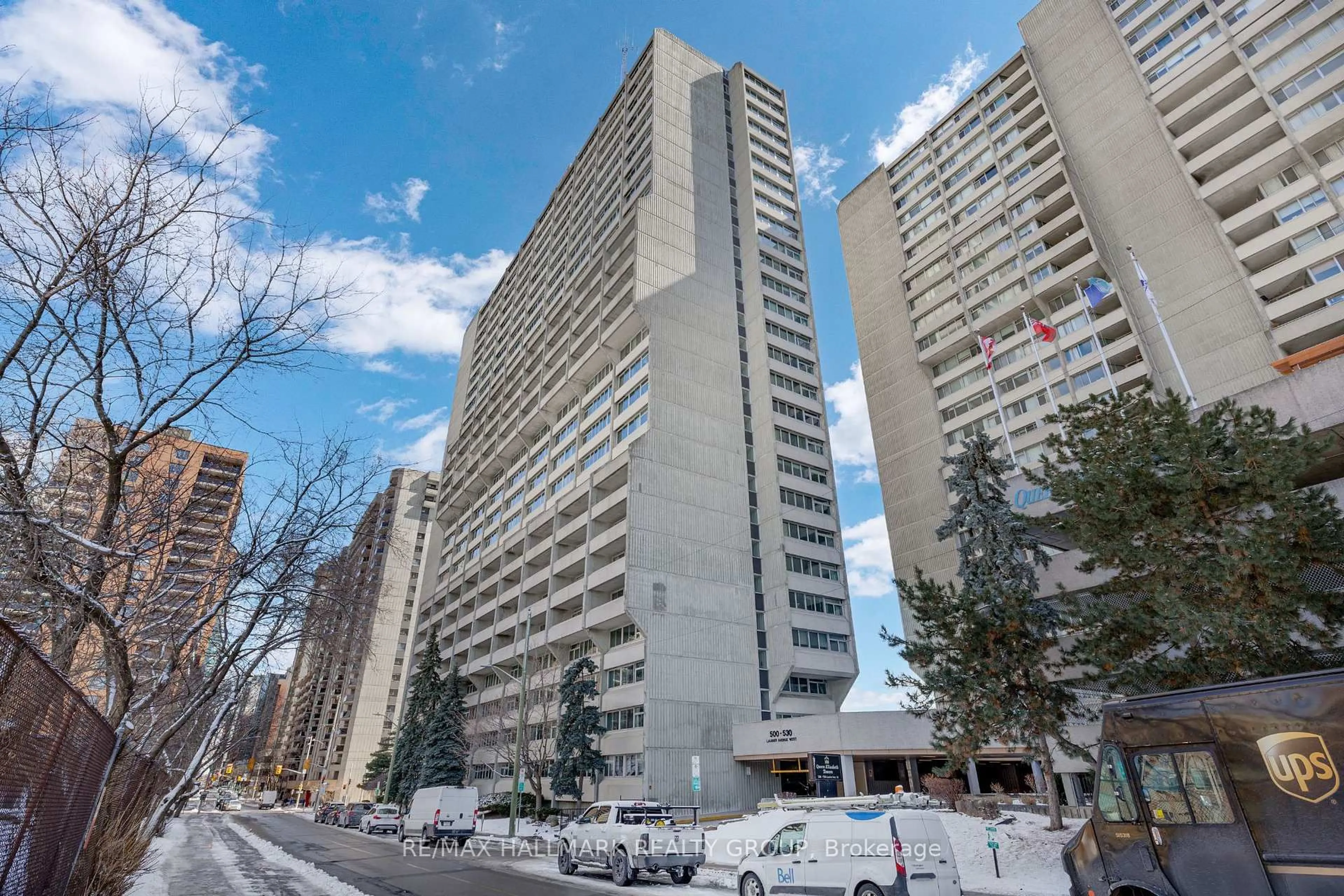 Patio, unknown for 500 Laurier Ave #2506, Ottawa Ontario K1R 5E1