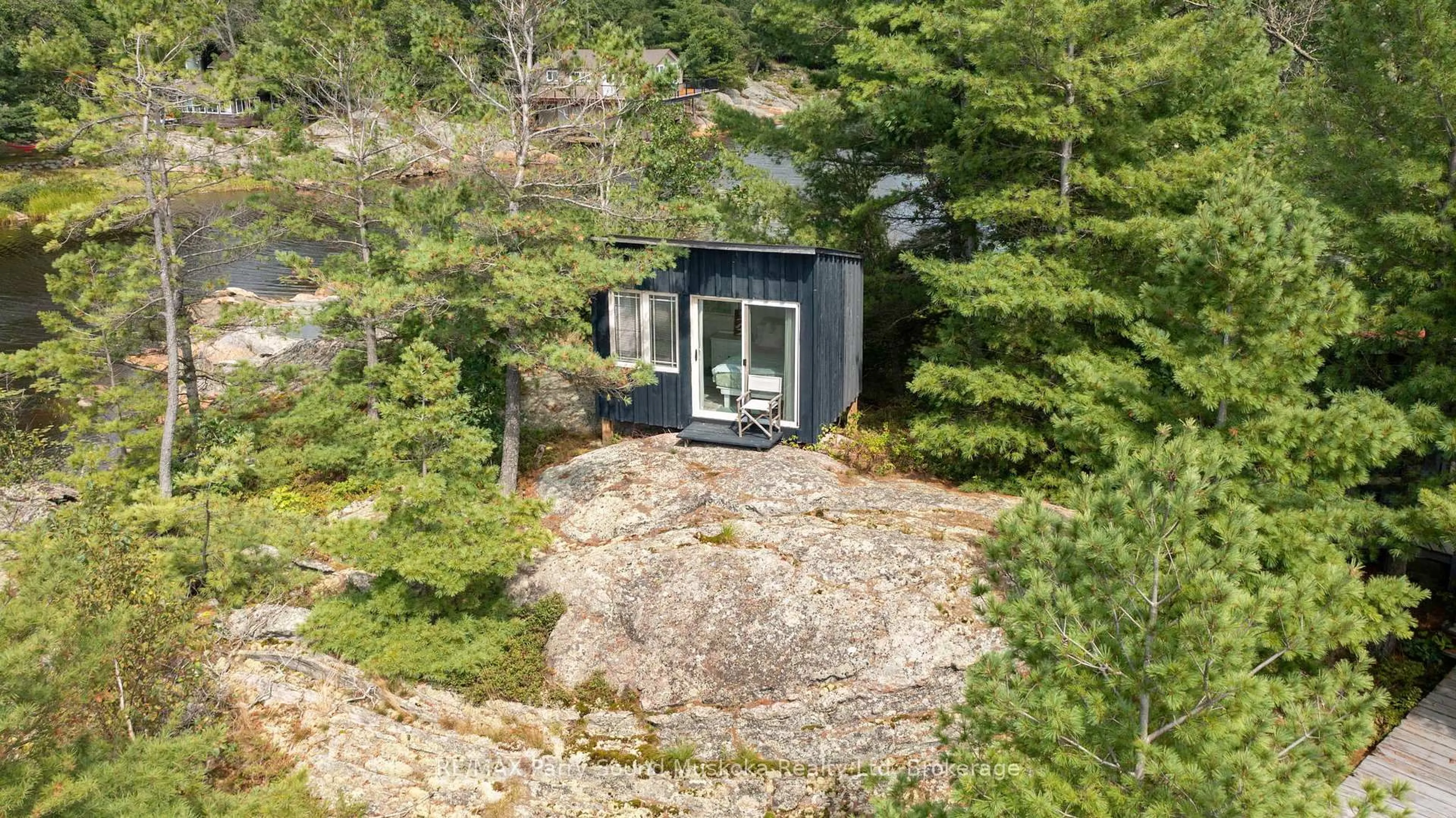 A pic from outside/outdoor area/front of a property/back of a property/a pic from drone, unknown for 1 Island 271c, Carling Ontario P0G 1G0