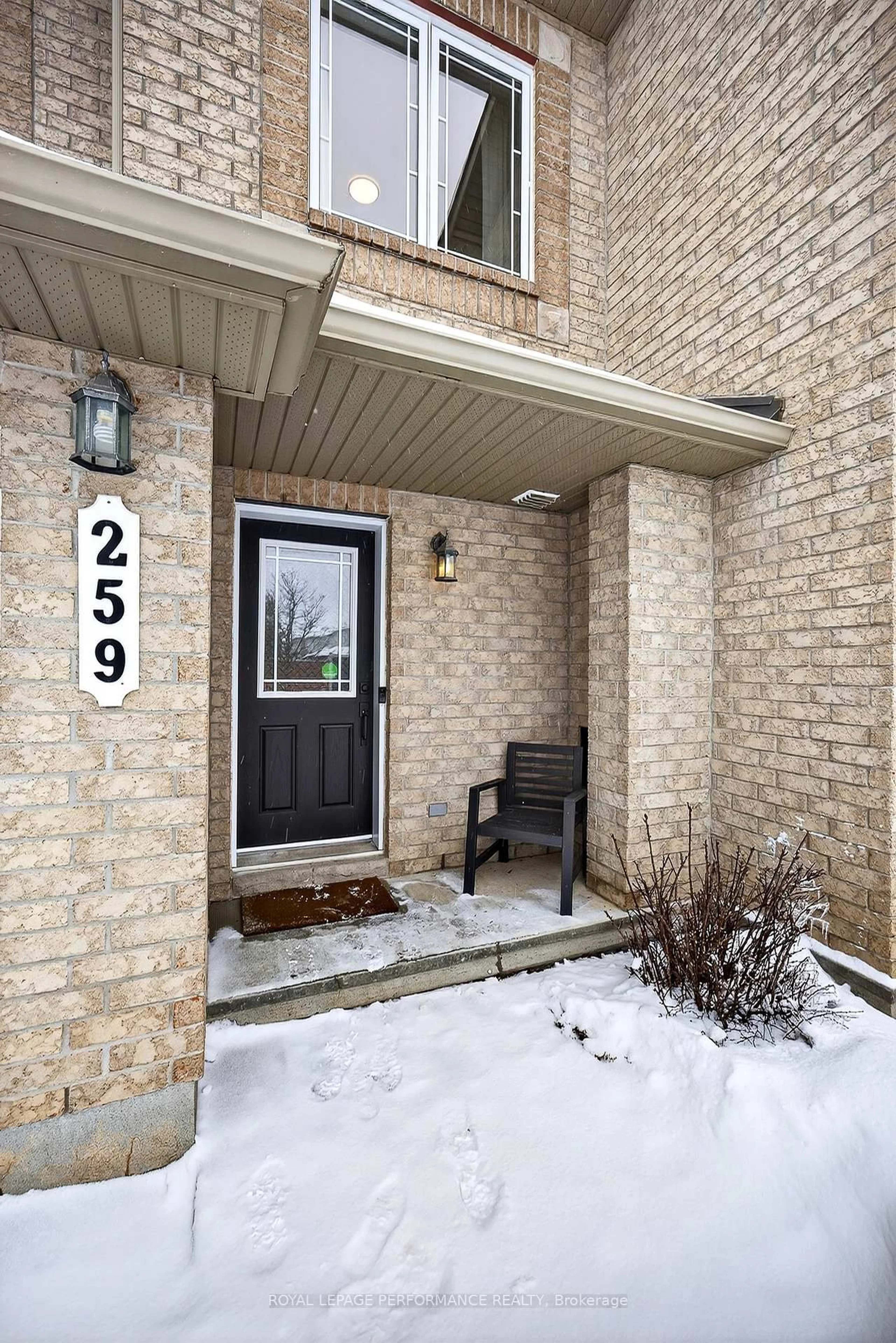 Indoor entryway for 259 Wildcliff Way, Orleans Ontario K4A 0L4