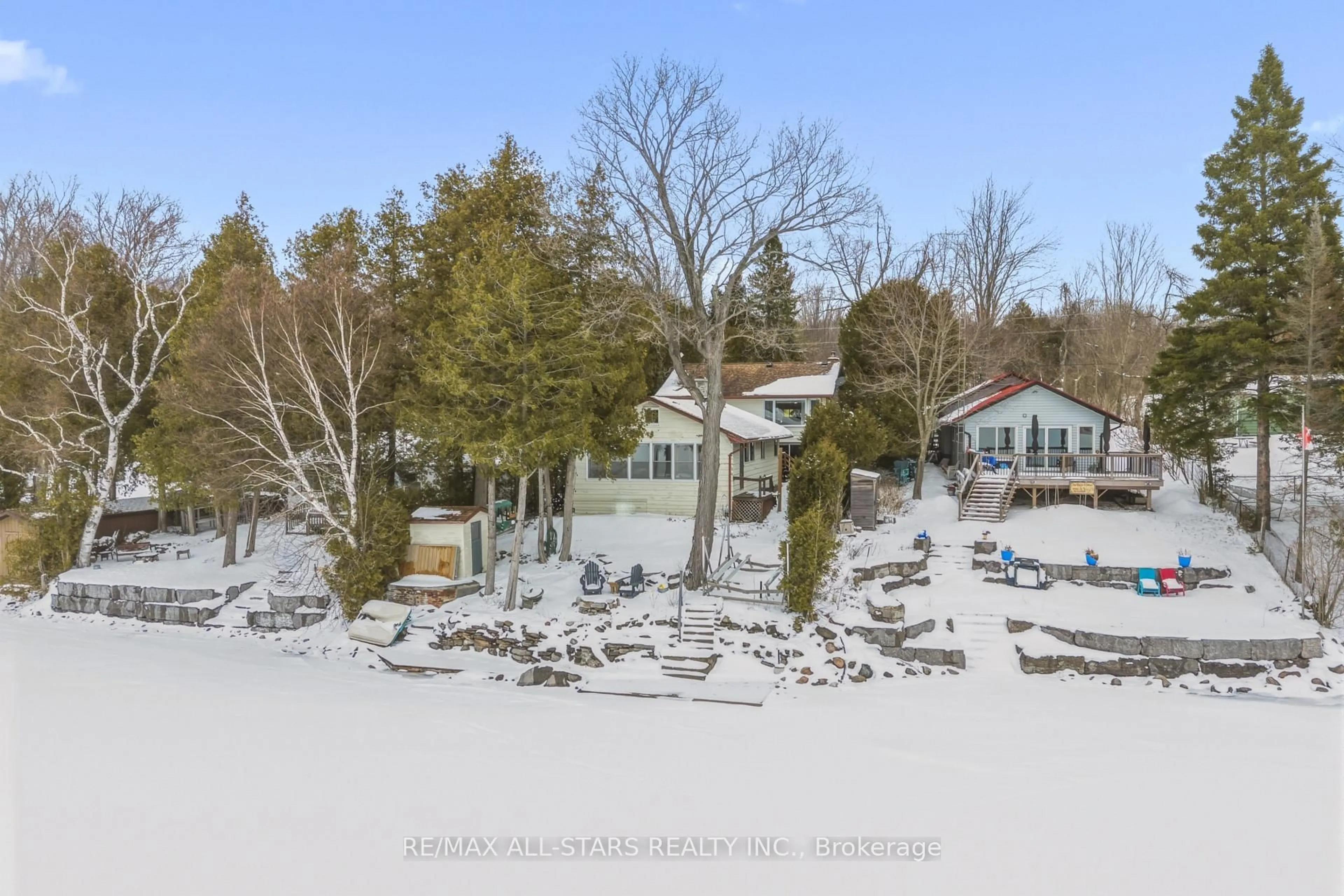 A pic from outside/outdoor area/front of a property/back of a property/a pic from drone, unknown for 393 Hillside Dr, Kawartha Lakes Ontario K0M 1C0