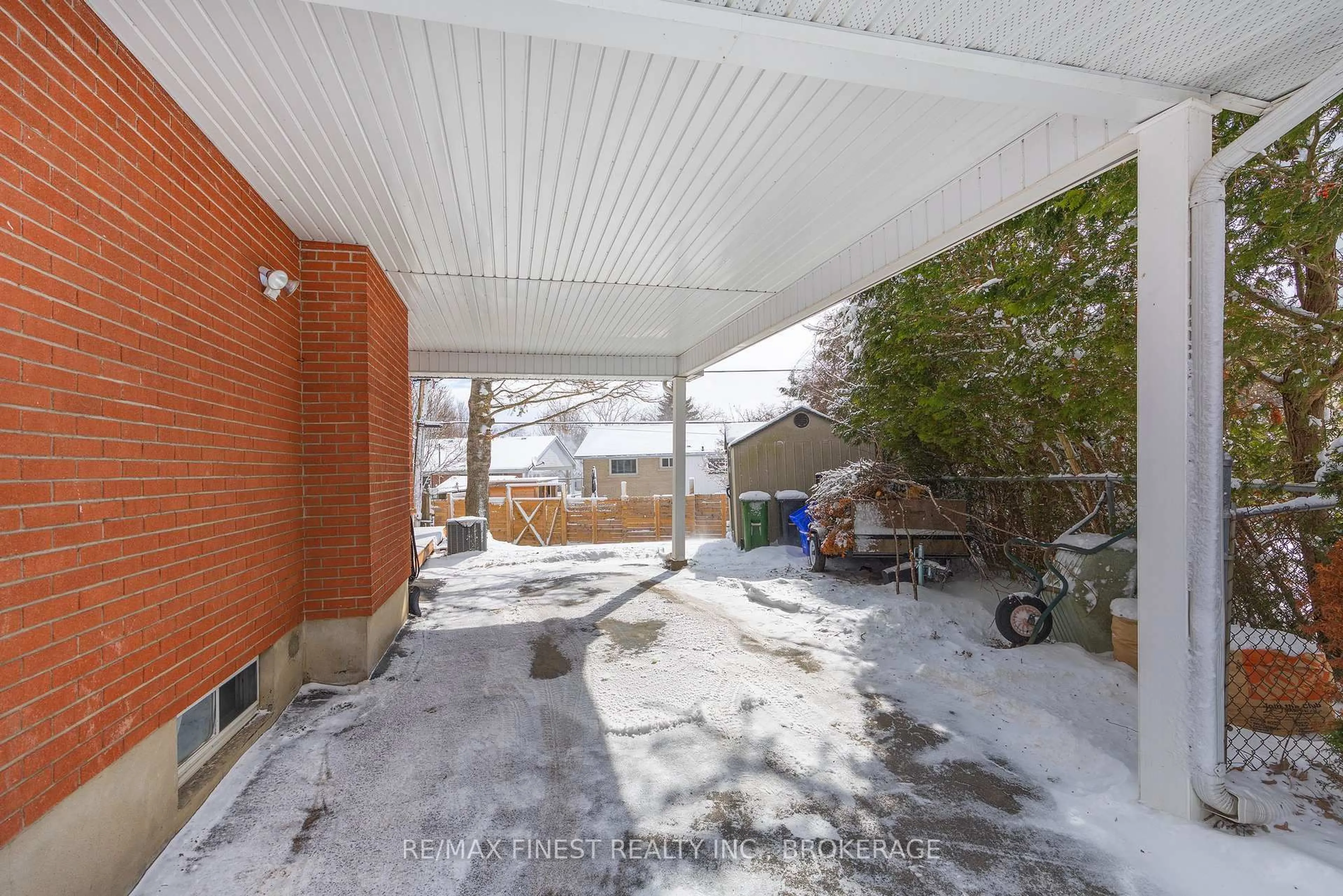 Patio, street for 140 Falkirk Terr, Kingston Ontario K7M 4C2